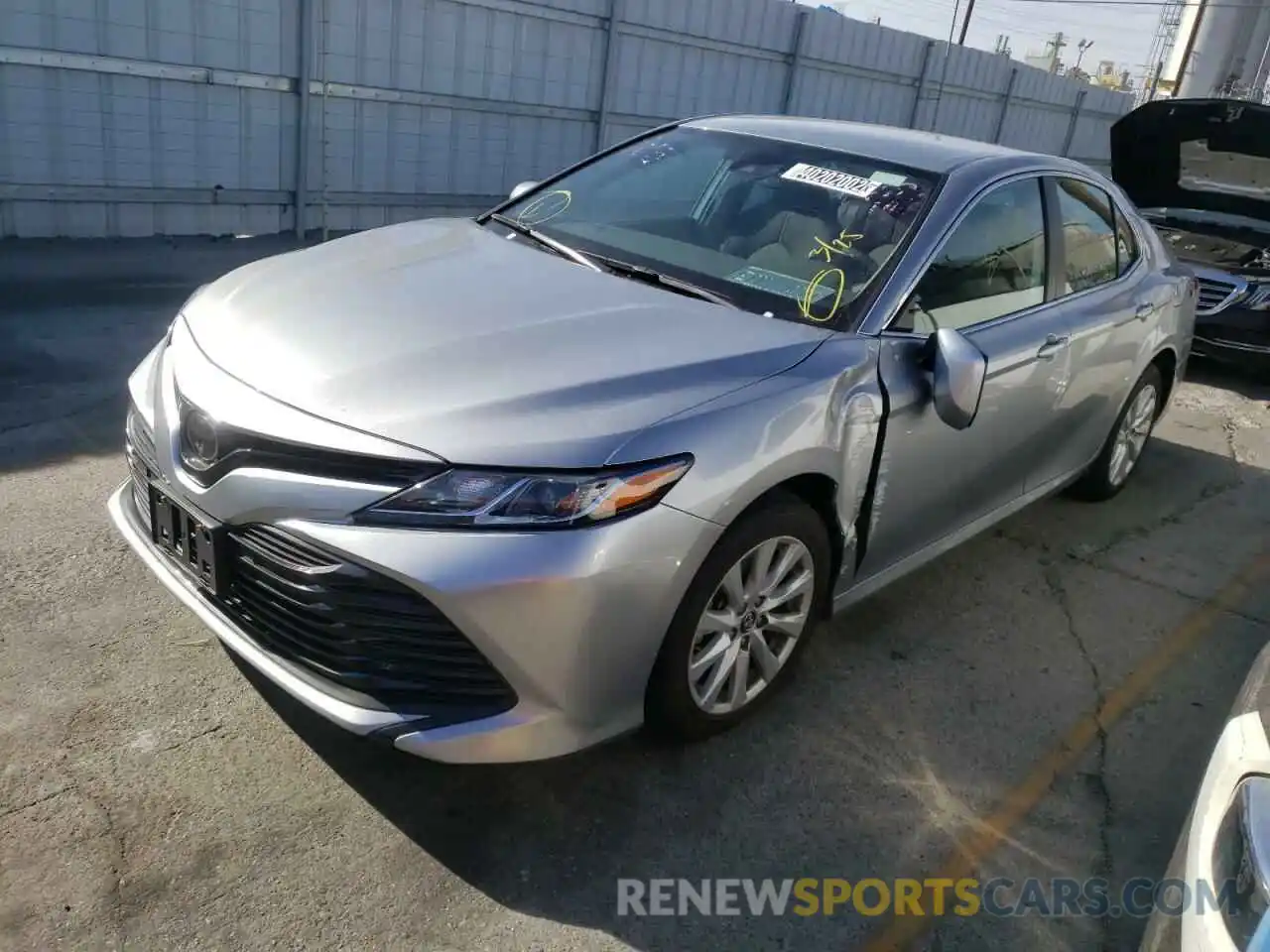 2 Photograph of a damaged car 4T1B11HKXKU801768 TOYOTA CAMRY 2019