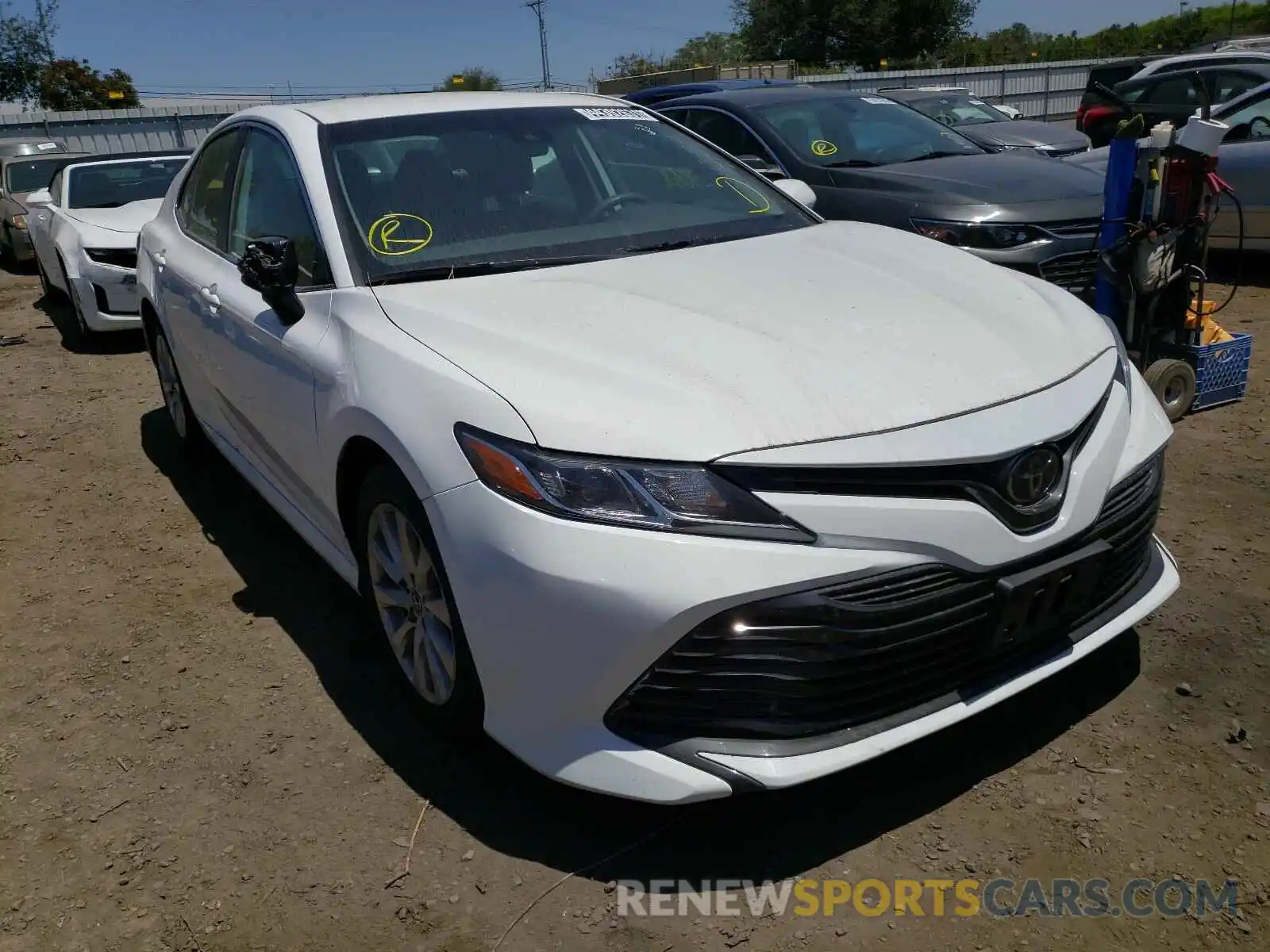 1 Photograph of a damaged car 4T1B11HKXKU801947 TOYOTA CAMRY 2019