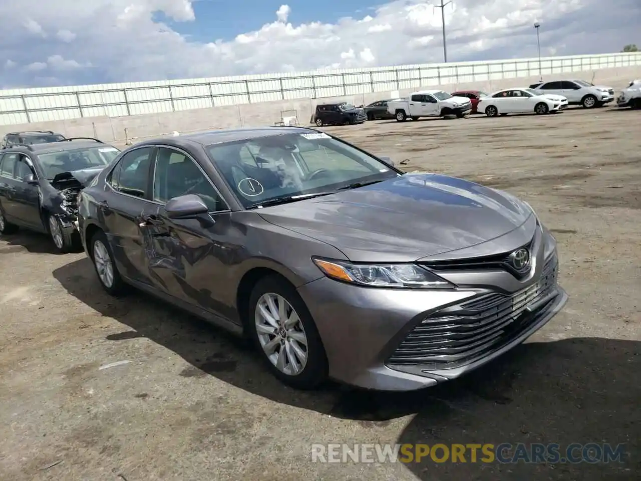 1 Photograph of a damaged car 4T1B11HKXKU801964 TOYOTA CAMRY 2019