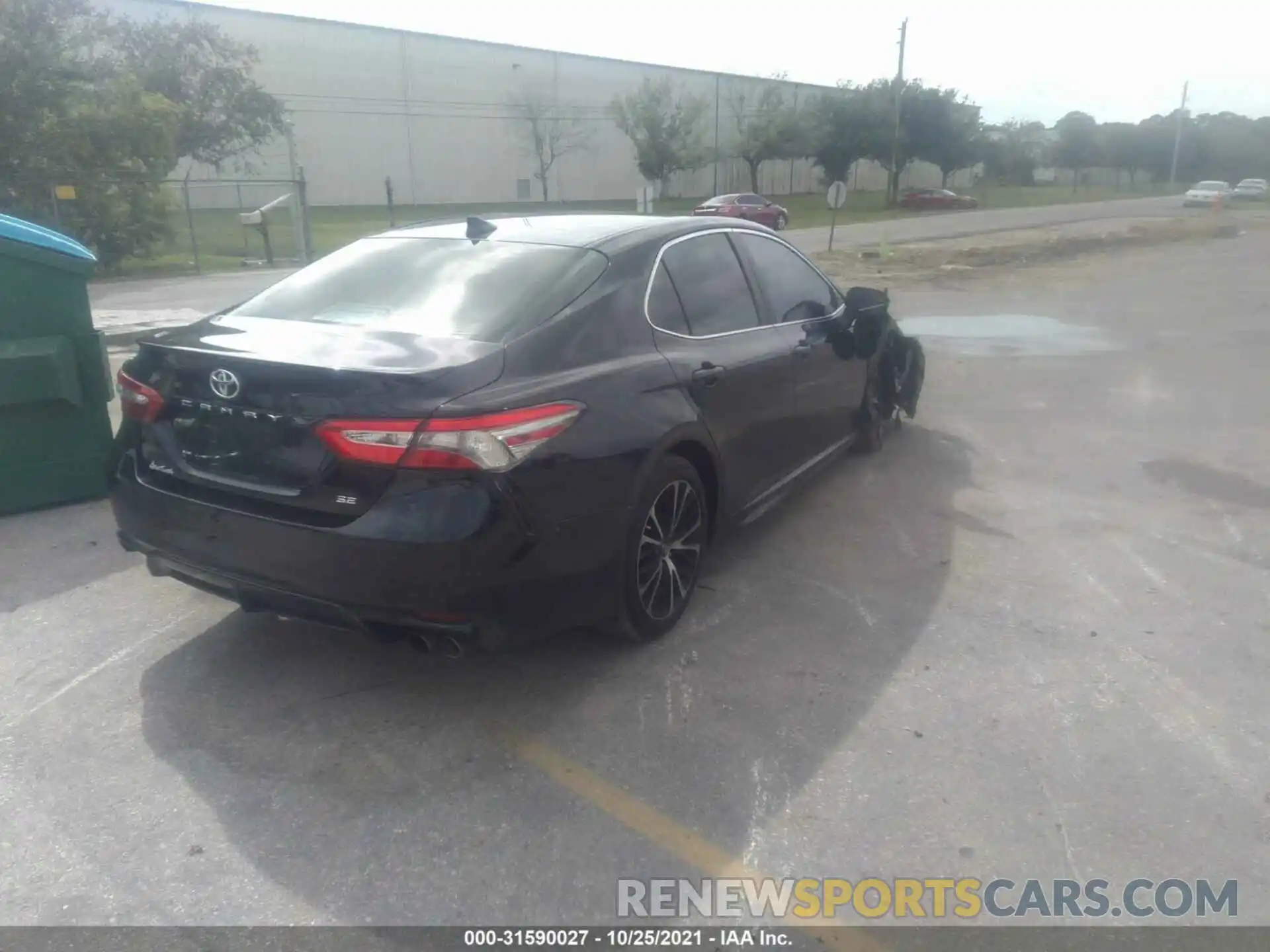 4 Photograph of a damaged car 4T1B11HKXKU803309 TOYOTA CAMRY 2019