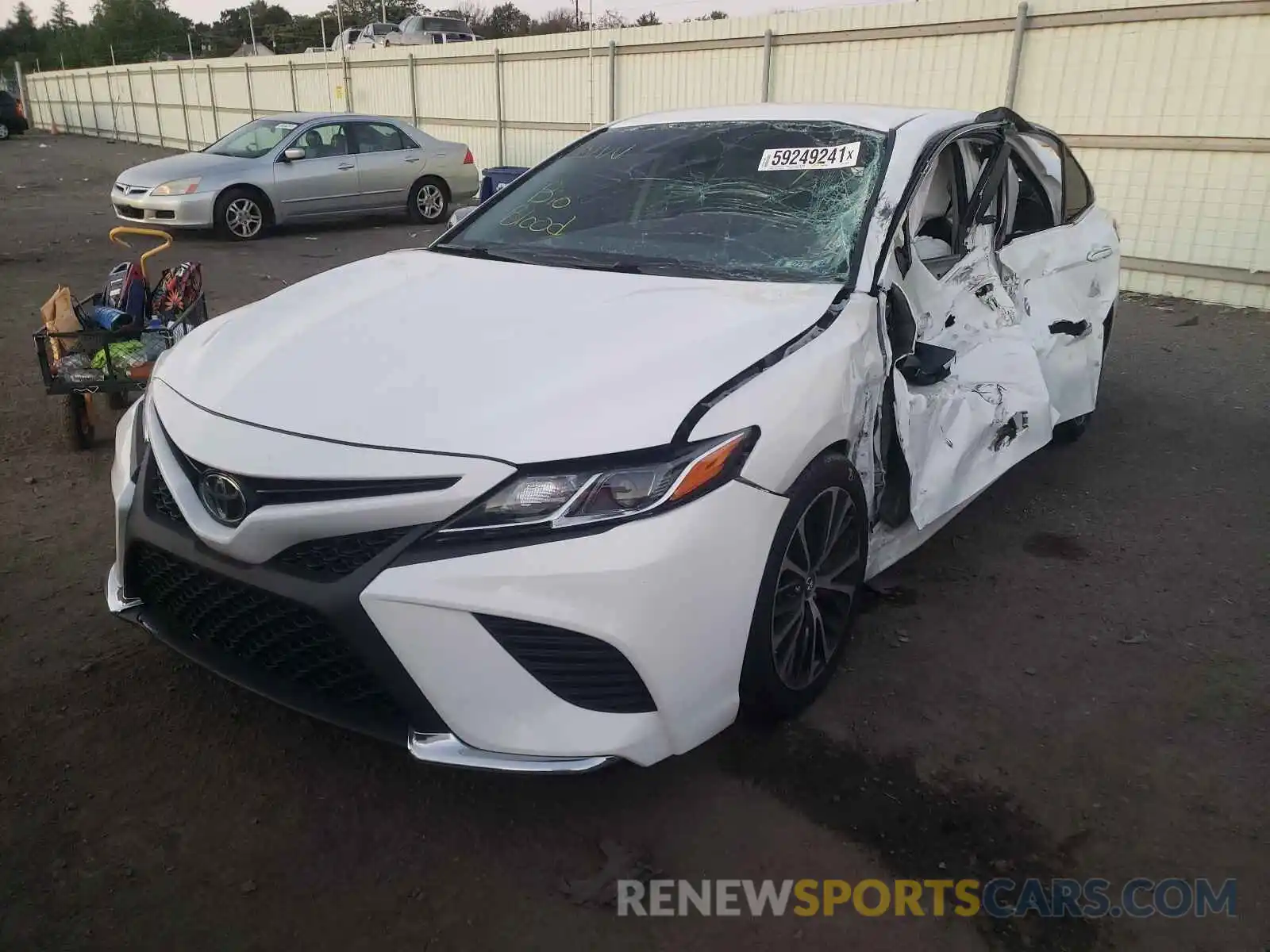 2 Photograph of a damaged car 4T1B11HKXKU805240 TOYOTA CAMRY 2019