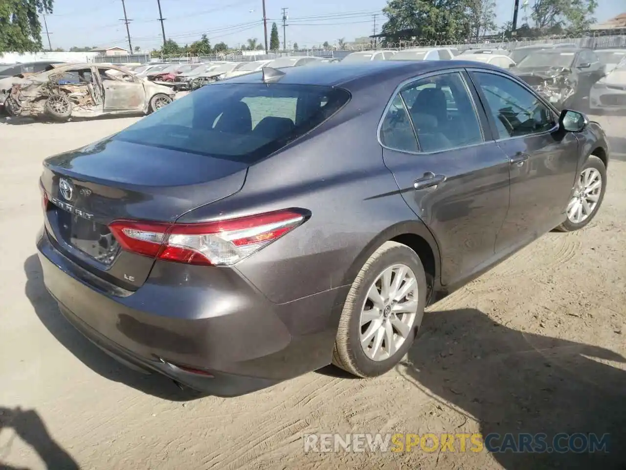 4 Photograph of a damaged car 4T1B11HKXKU805870 TOYOTA CAMRY 2019