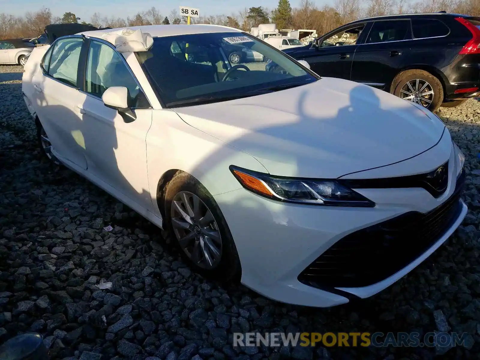 1 Photograph of a damaged car 4T1B11HKXKU807103 TOYOTA CAMRY 2019