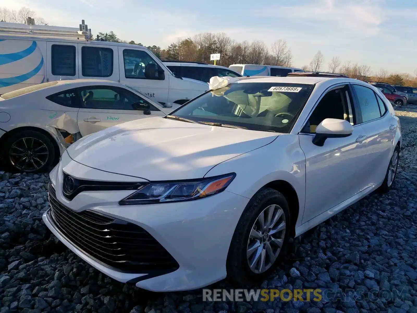 2 Photograph of a damaged car 4T1B11HKXKU807103 TOYOTA CAMRY 2019