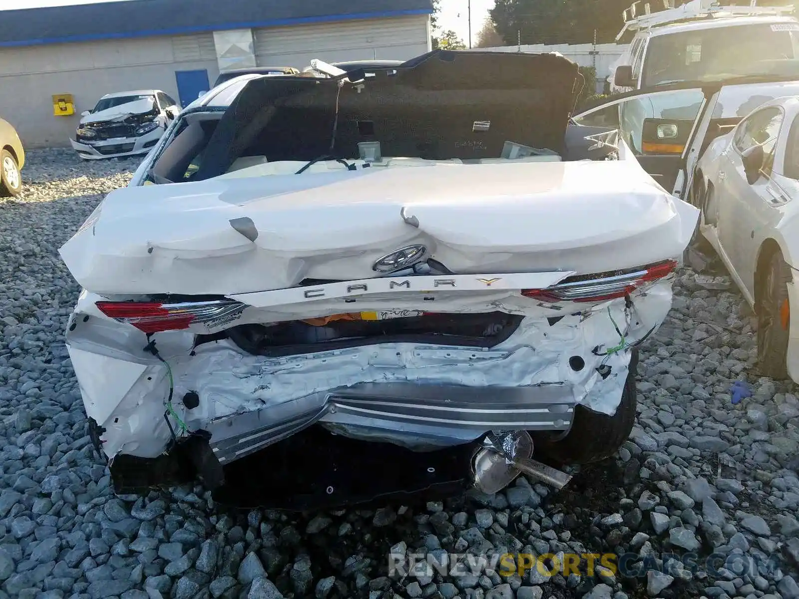 9 Photograph of a damaged car 4T1B11HKXKU807103 TOYOTA CAMRY 2019