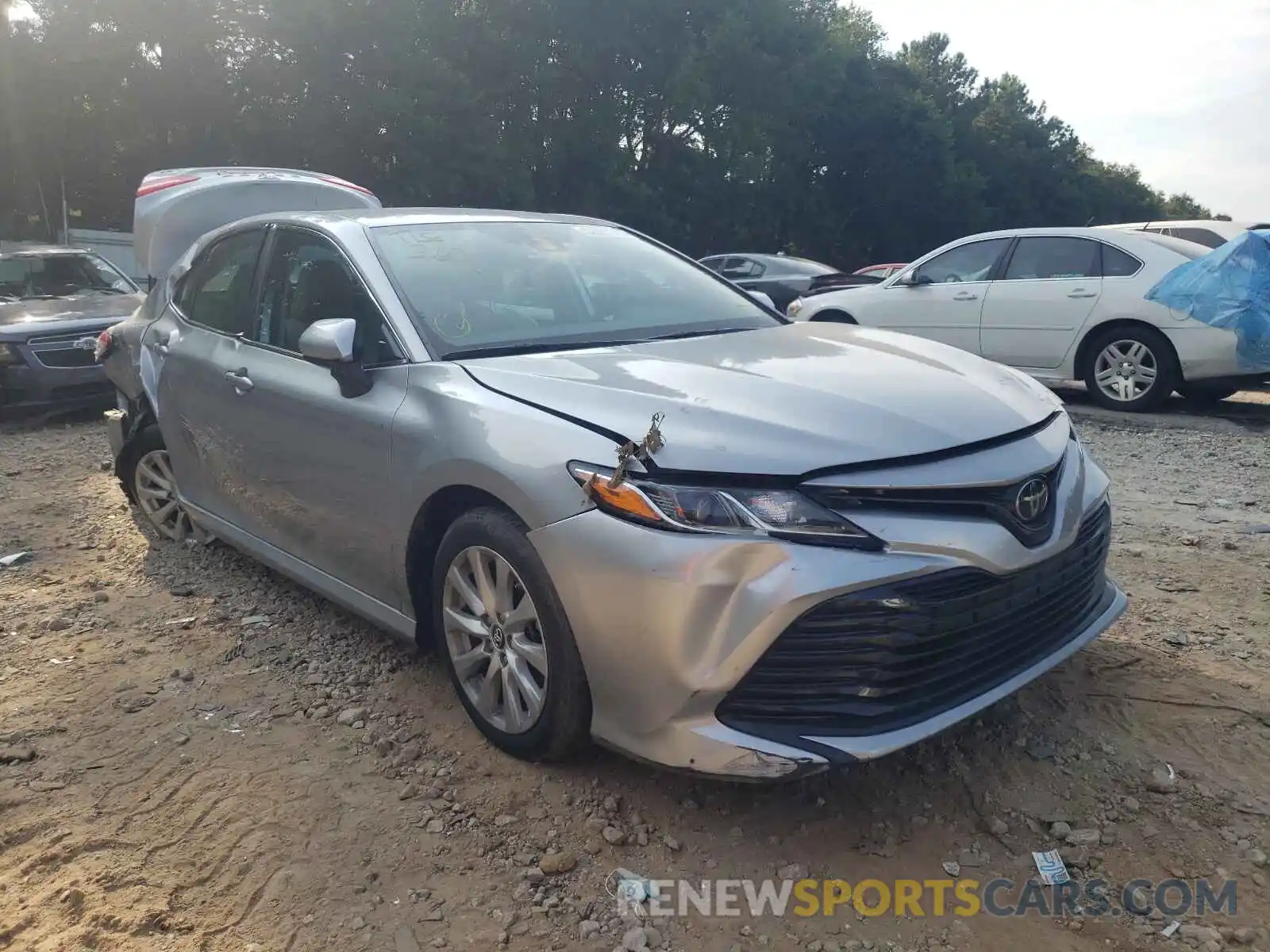 1 Photograph of a damaged car 4T1B11HKXKU807487 TOYOTA CAMRY 2019