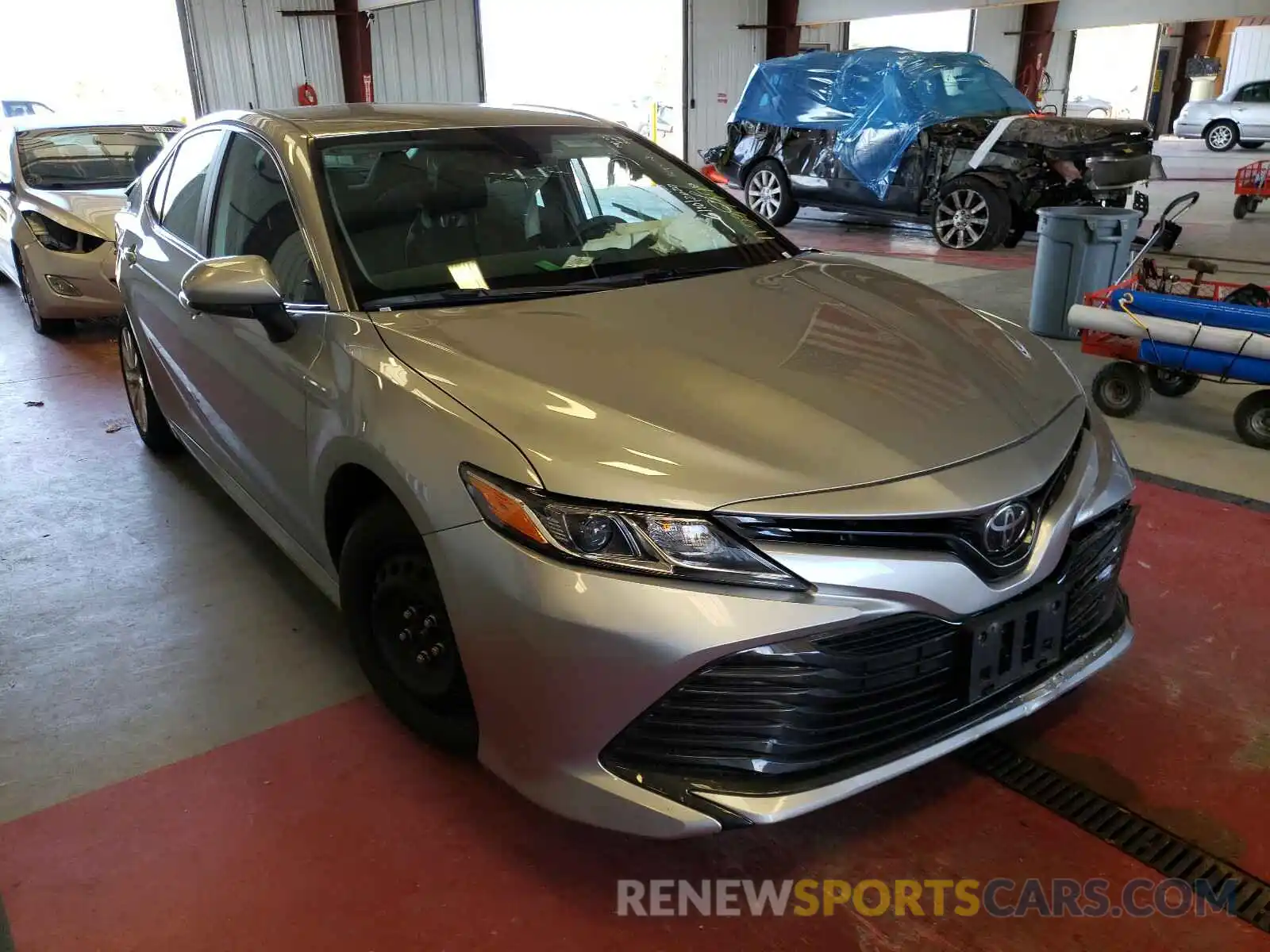 1 Photograph of a damaged car 4T1B11HKXKU807540 TOYOTA CAMRY 2019