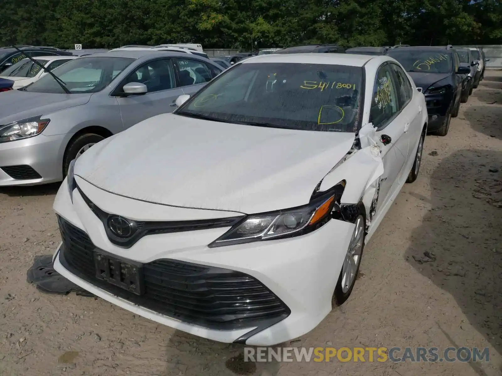 2 Photograph of a damaged car 4T1B11HKXKU808316 TOYOTA CAMRY 2019