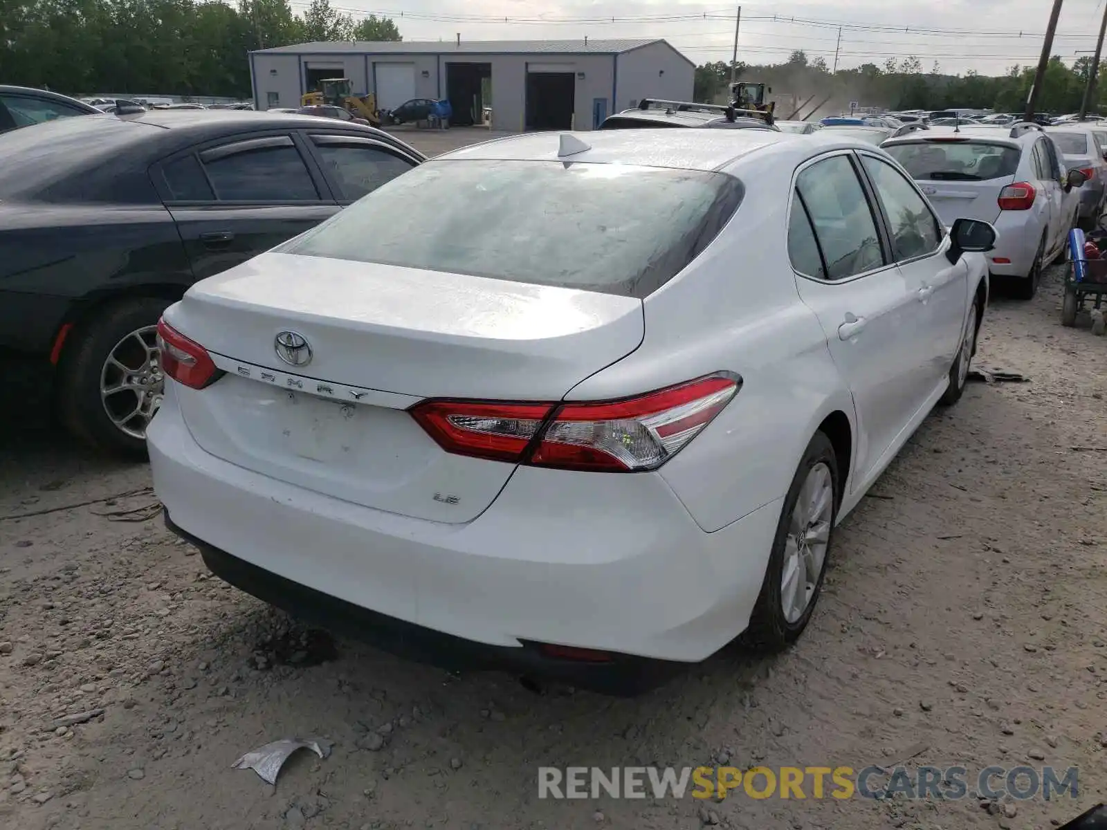 4 Photograph of a damaged car 4T1B11HKXKU808316 TOYOTA CAMRY 2019