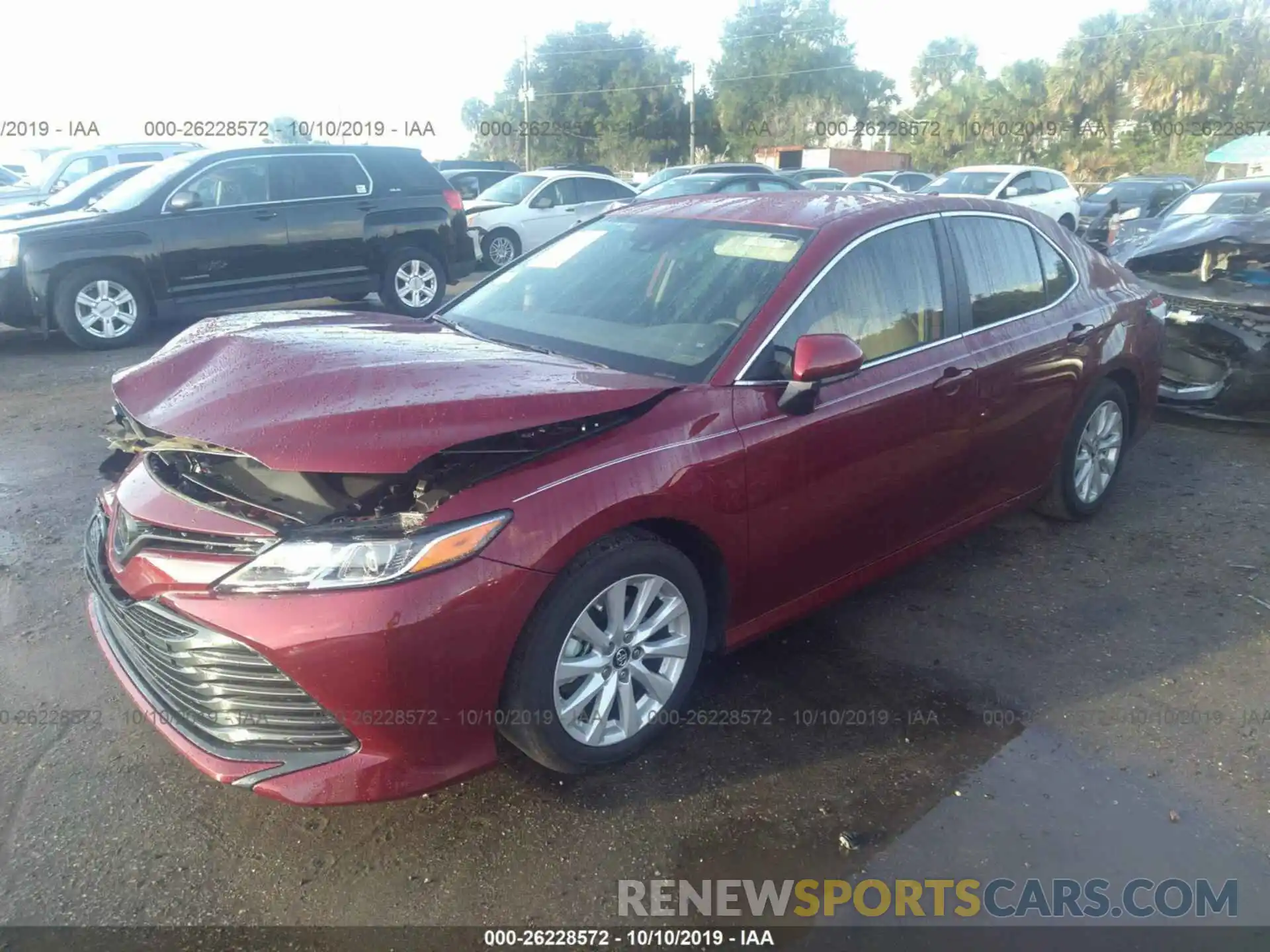 2 Photograph of a damaged car 4T1B11HKXKU808963 TOYOTA CAMRY 2019