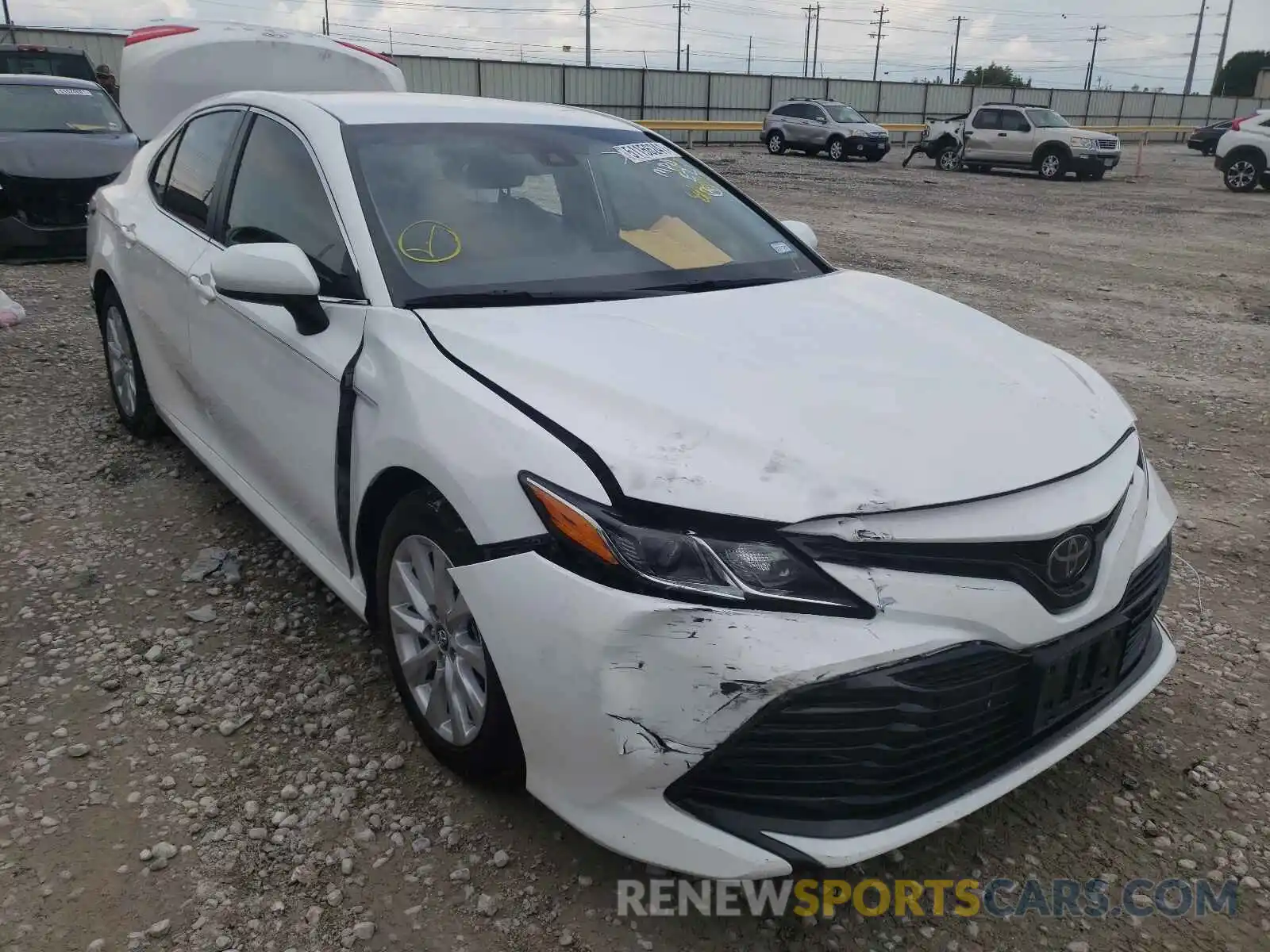 1 Photograph of a damaged car 4T1B11HKXKU810924 TOYOTA CAMRY 2019