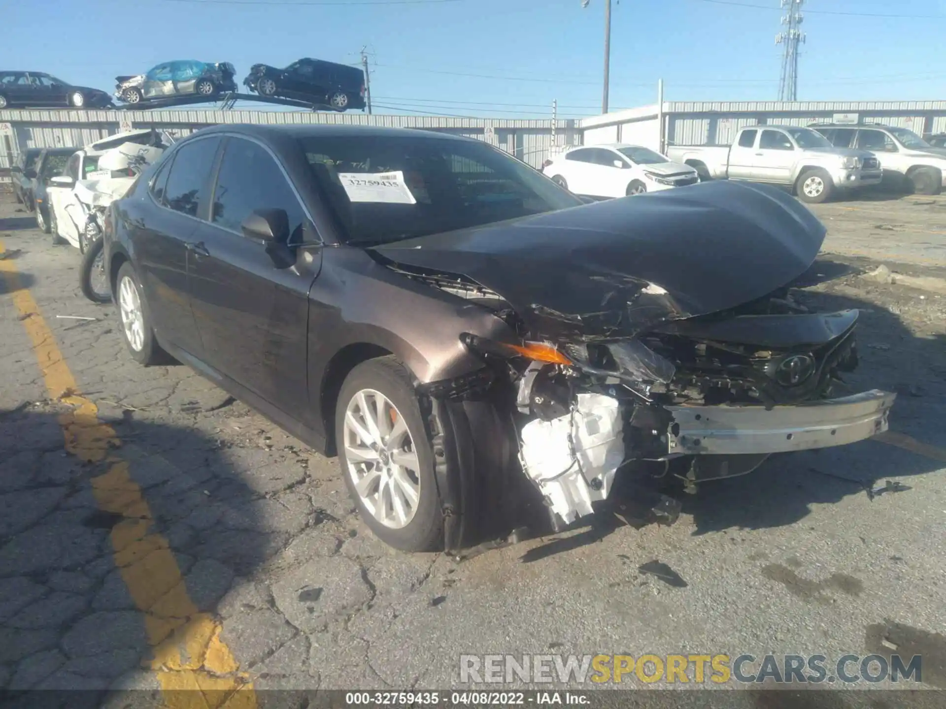 1 Photograph of a damaged car 4T1B11HKXKU811667 TOYOTA CAMRY 2019