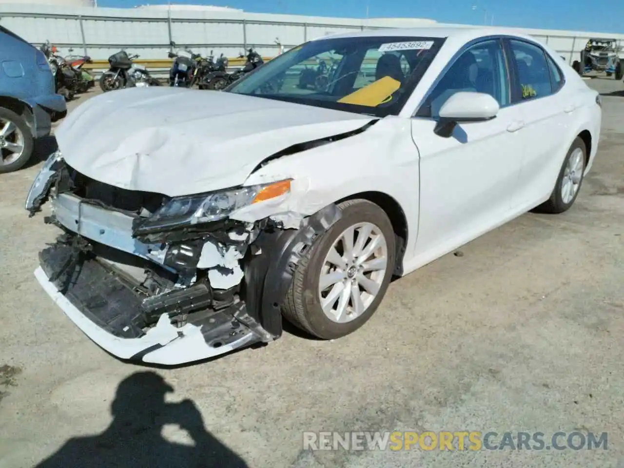 2 Photograph of a damaged car 4T1B11HKXKU814004 TOYOTA CAMRY 2019