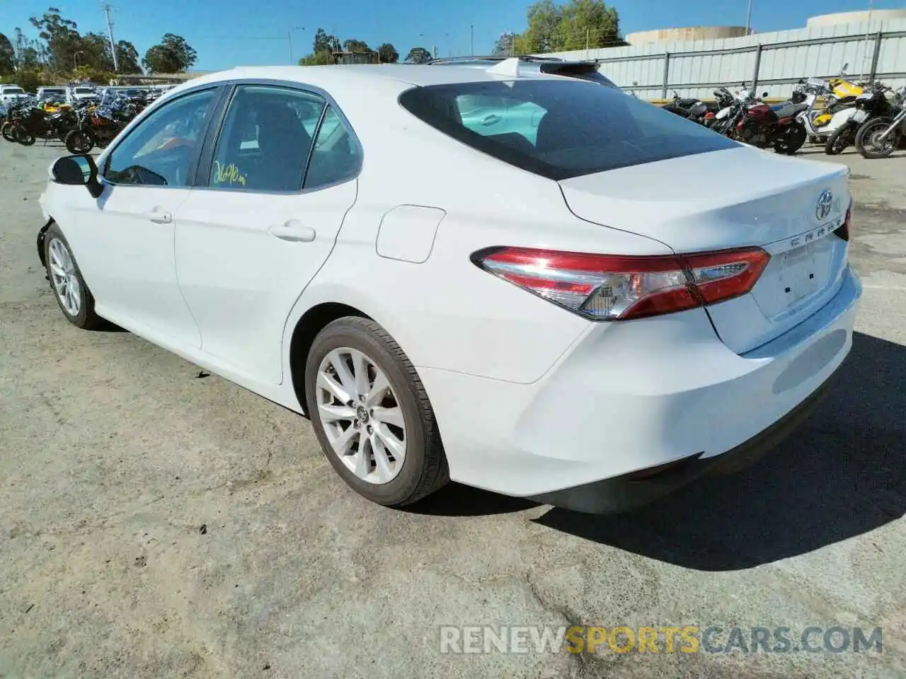 3 Photograph of a damaged car 4T1B11HKXKU814004 TOYOTA CAMRY 2019