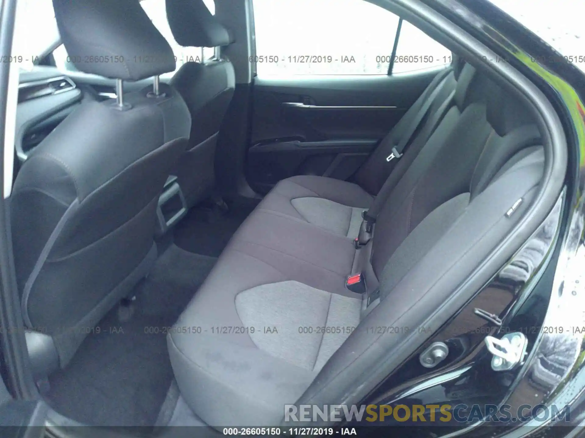 8 Photograph of a damaged car 4T1B11HKXKU814455 TOYOTA CAMRY 2019