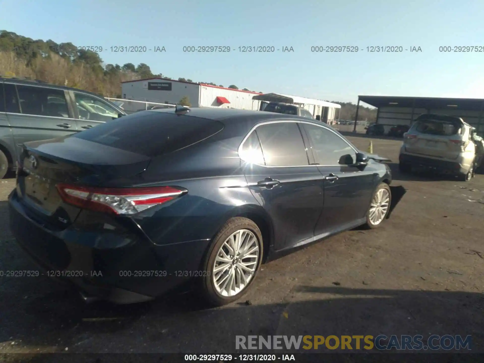 4 Фотография поврежденного автомобиля 4T1B11HKXKU814519 TOYOTA CAMRY 2019