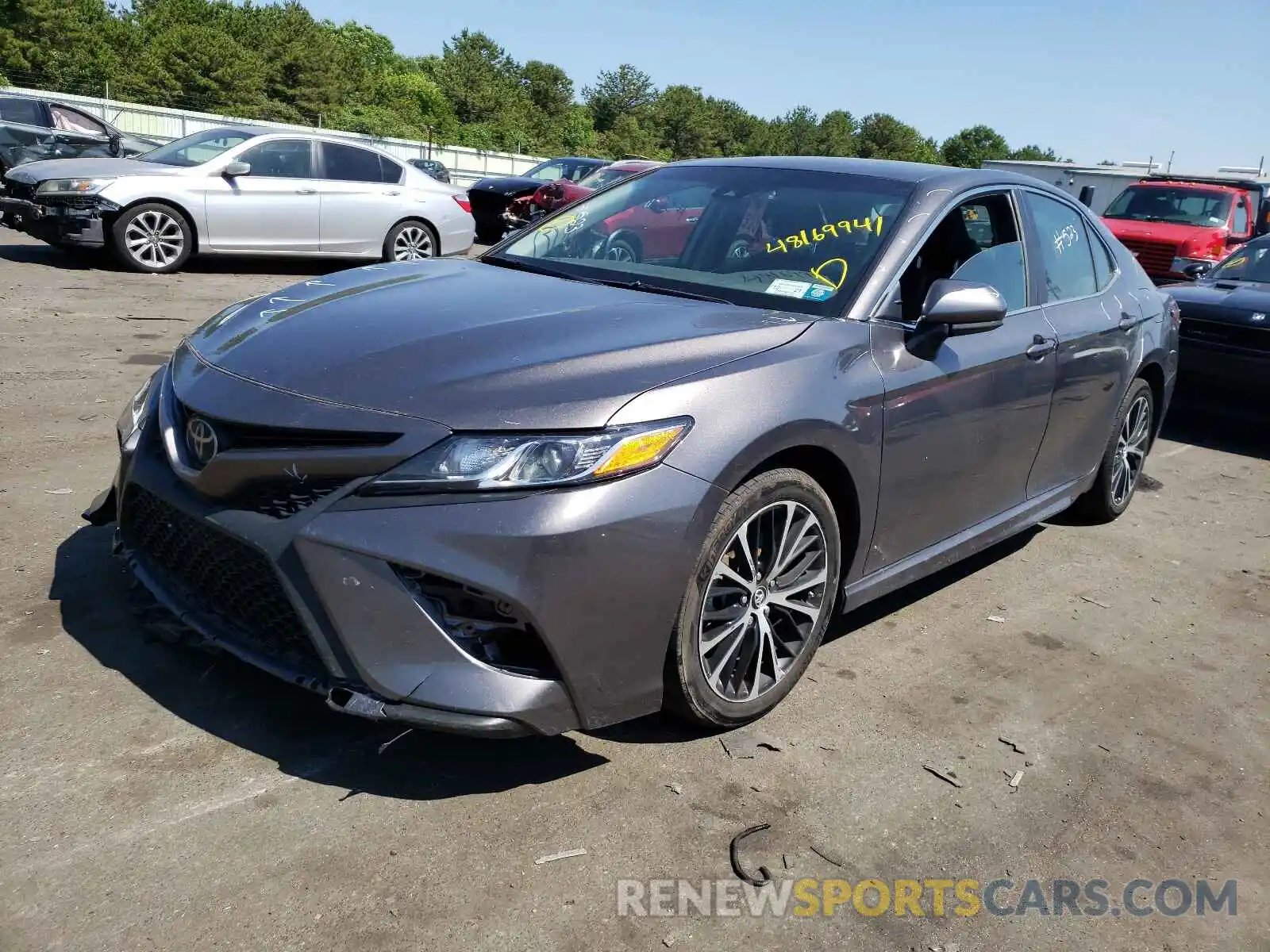 2 Photograph of a damaged car 4T1B11HKXKU817176 TOYOTA CAMRY 2019