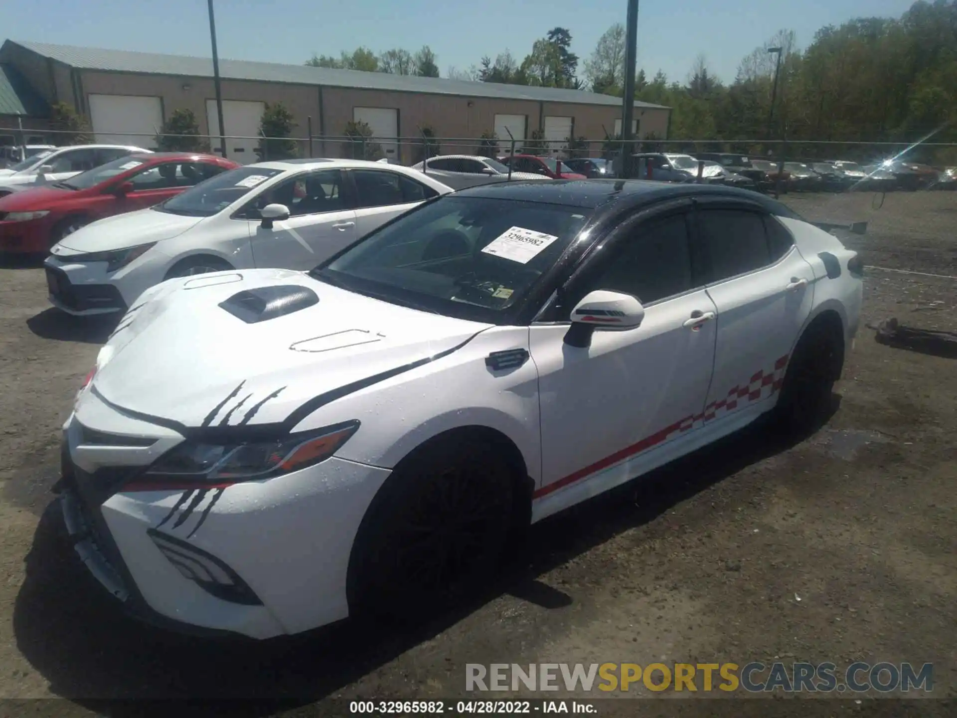 2 Photograph of a damaged car 4T1B11HKXKU818831 TOYOTA CAMRY 2019