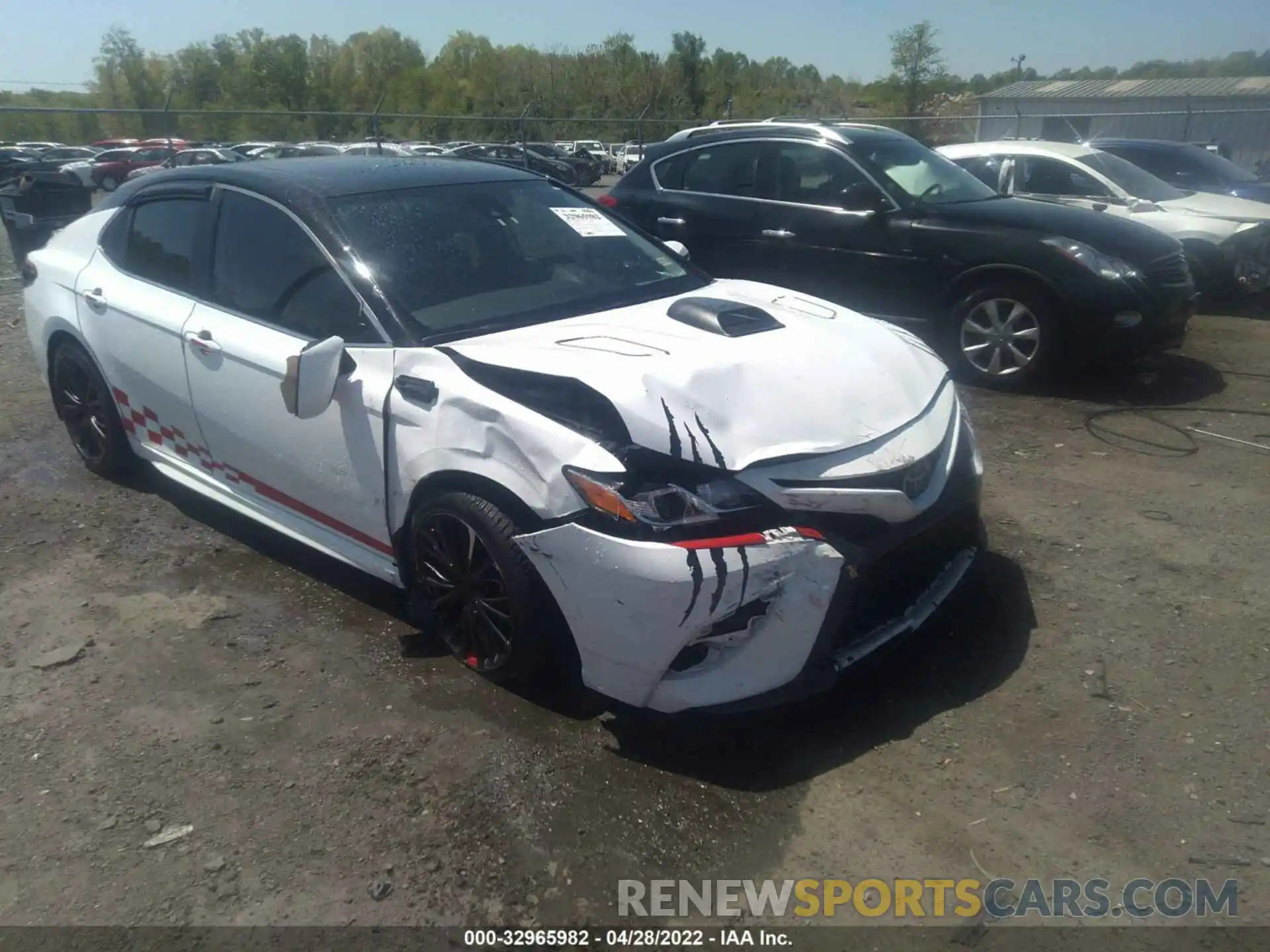 6 Photograph of a damaged car 4T1B11HKXKU818831 TOYOTA CAMRY 2019