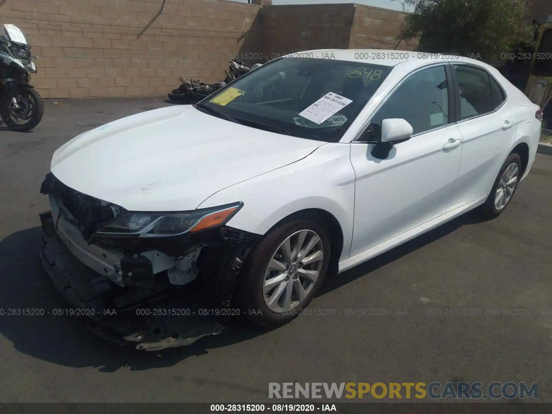 2 Photograph of a damaged car 4T1B11HKXKU819445 TOYOTA CAMRY 2019