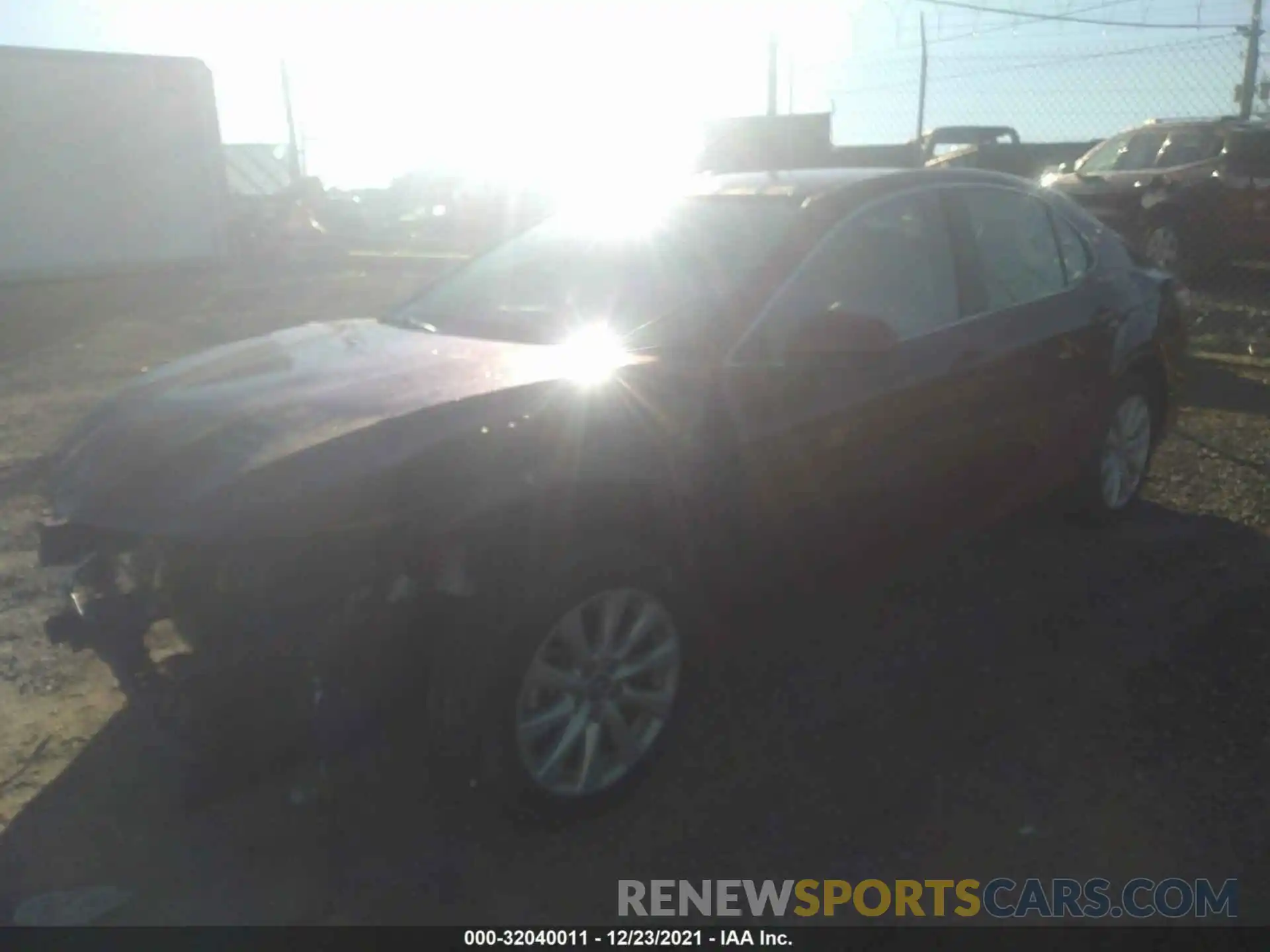 2 Photograph of a damaged car 4T1B11HKXKU820031 TOYOTA CAMRY 2019