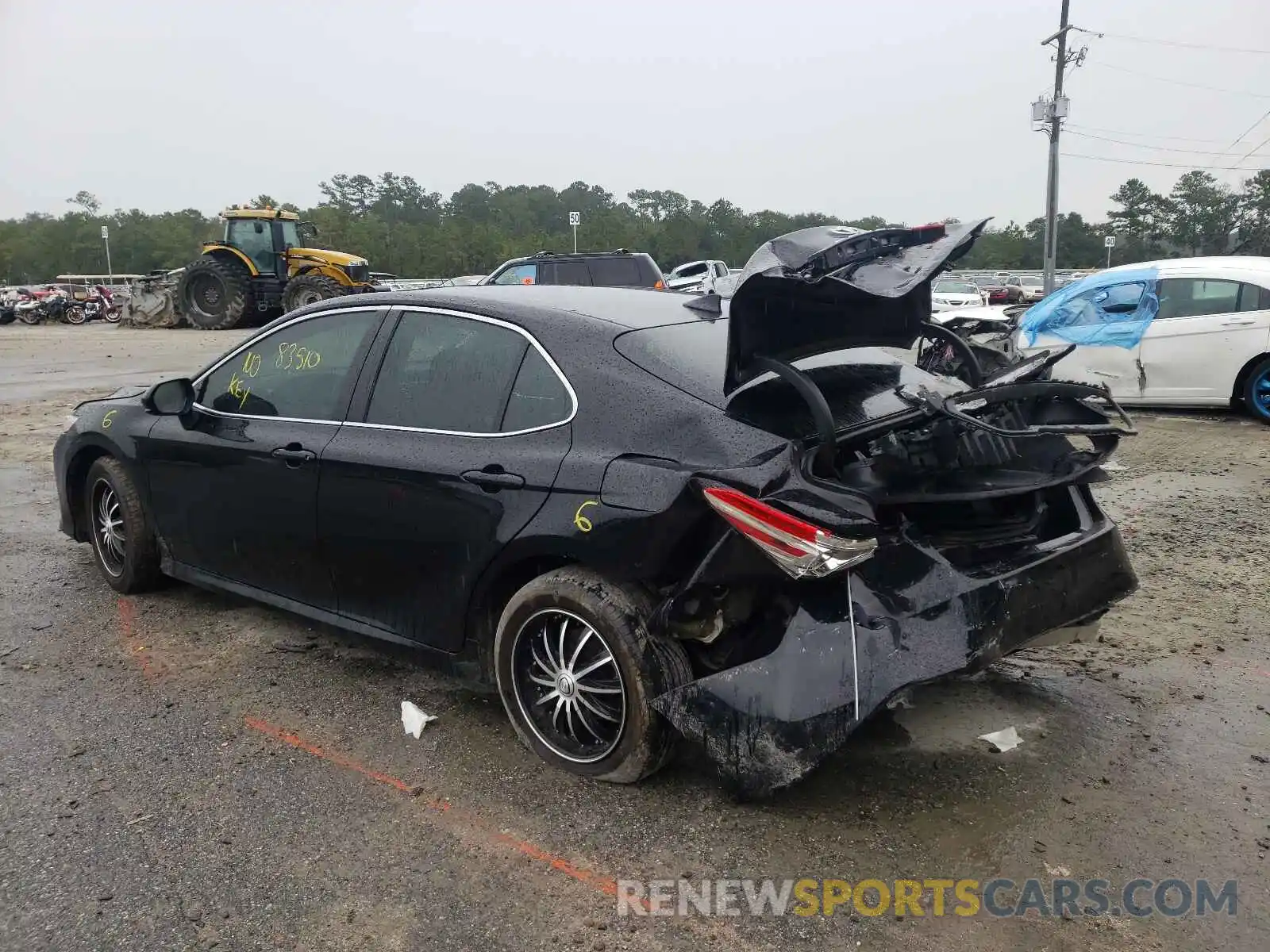 3 Photograph of a damaged car 4T1B11HKXKU820157 TOYOTA CAMRY 2019