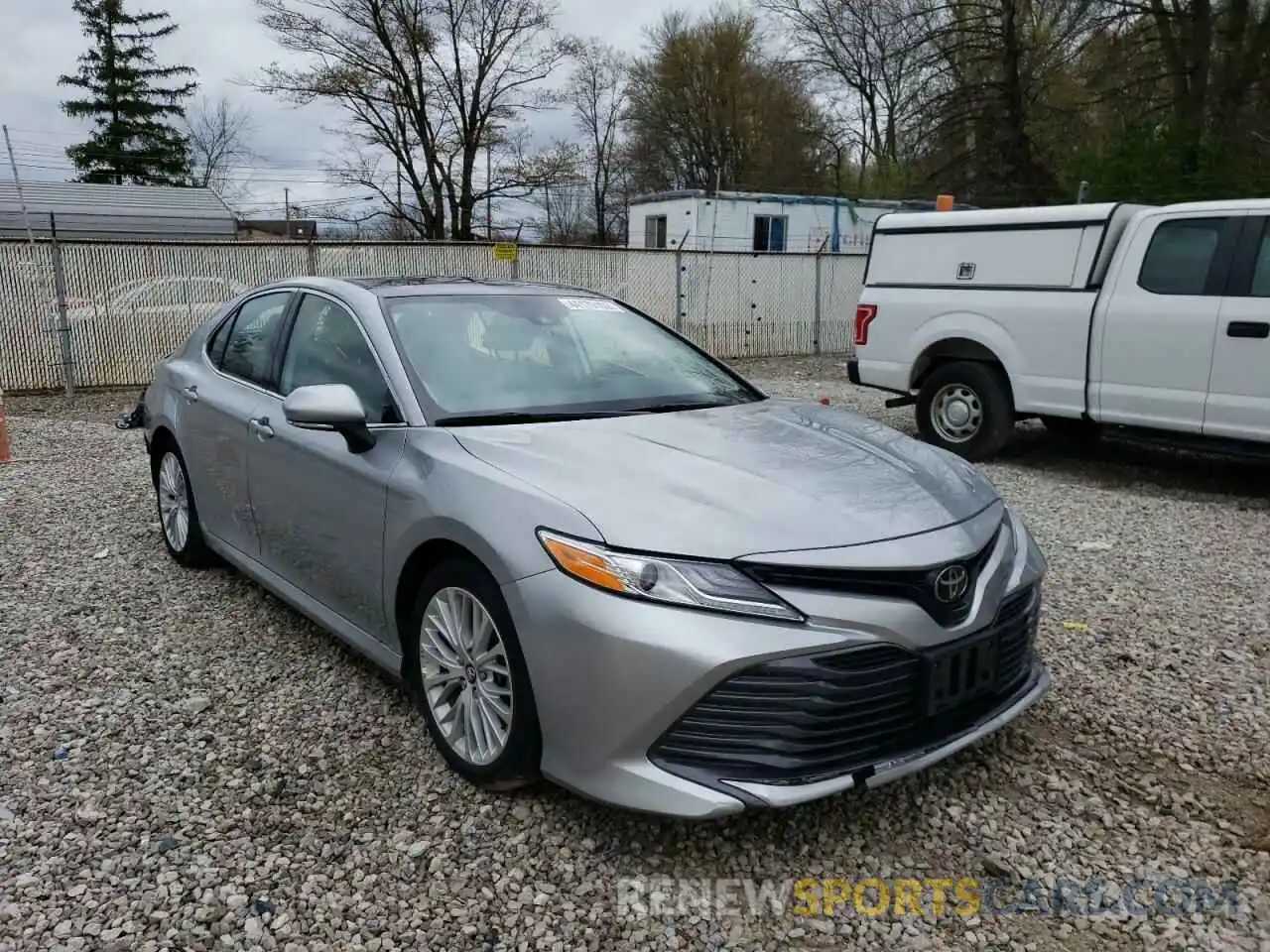 1 Photograph of a damaged car 4T1B11HKXKU821017 TOYOTA CAMRY 2019