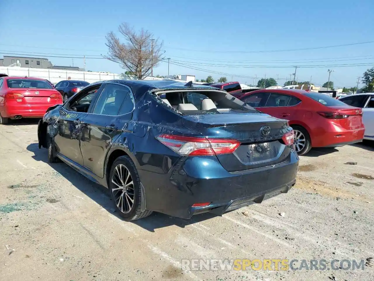 3 Photograph of a damaged car 4T1B11HKXKU823348 TOYOTA CAMRY 2019