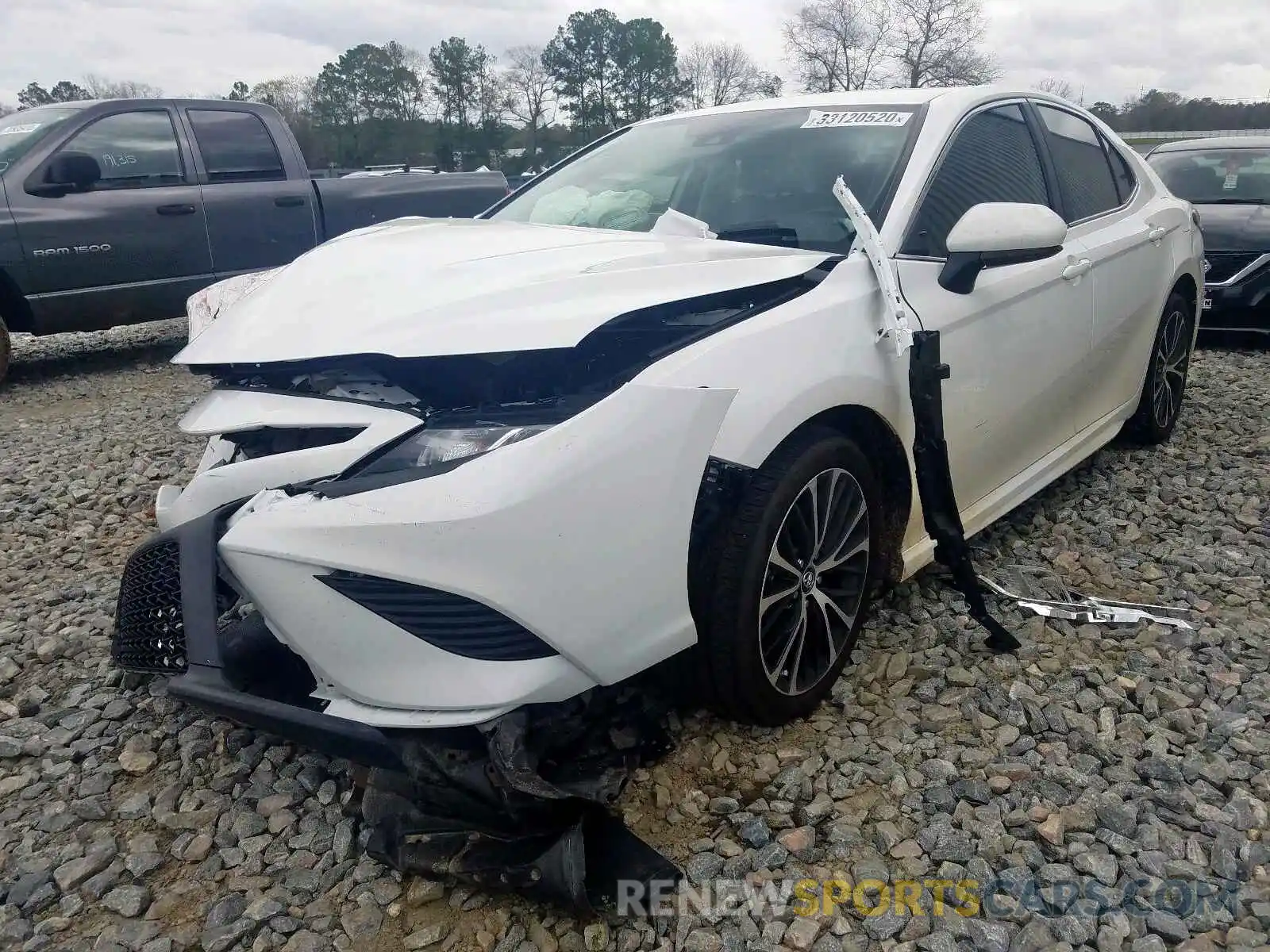 2 Photograph of a damaged car 4T1B11HKXKU823740 TOYOTA CAMRY 2019