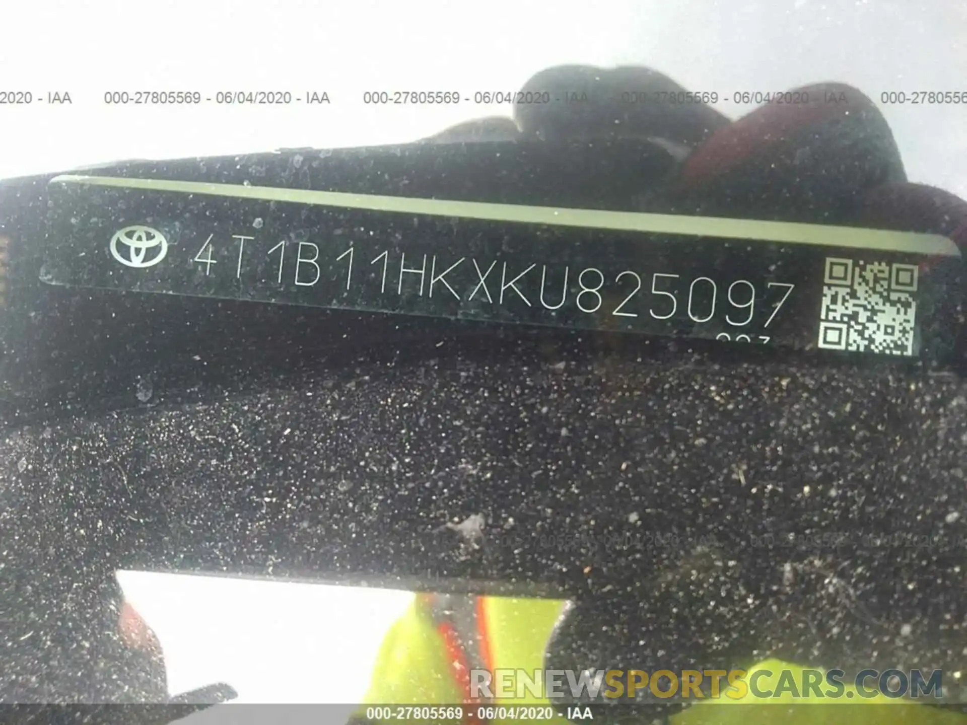 9 Фотография поврежденного автомобиля 4T1B11HKXKU825097 TOYOTA CAMRY 2019