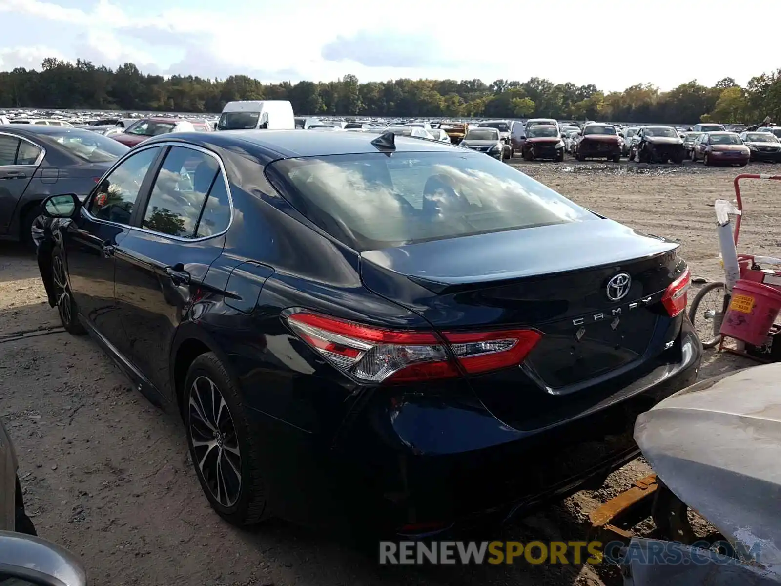 3 Photograph of a damaged car 4T1B11HKXKU825164 TOYOTA CAMRY 2019