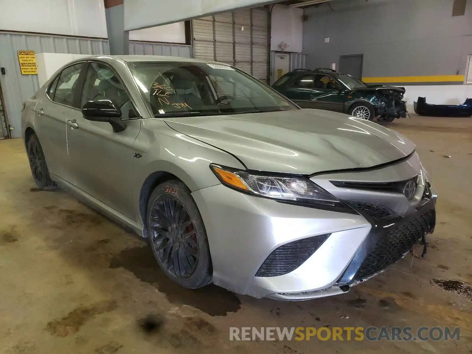 1 Photograph of a damaged car 4T1B11HKXKU825469 TOYOTA CAMRY 2019