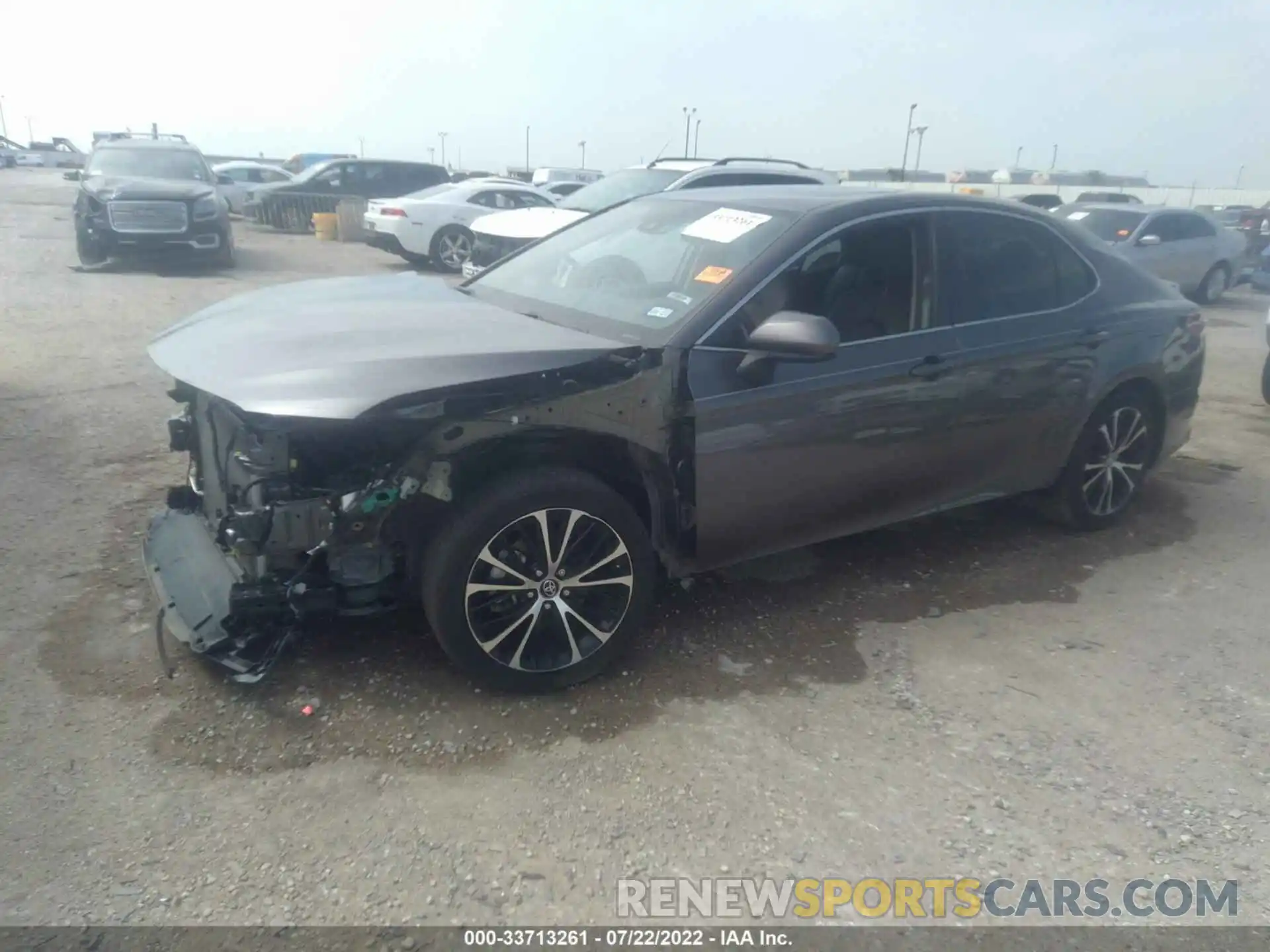 2 Photograph of a damaged car 4T1B11HKXKU825729 TOYOTA CAMRY 2019