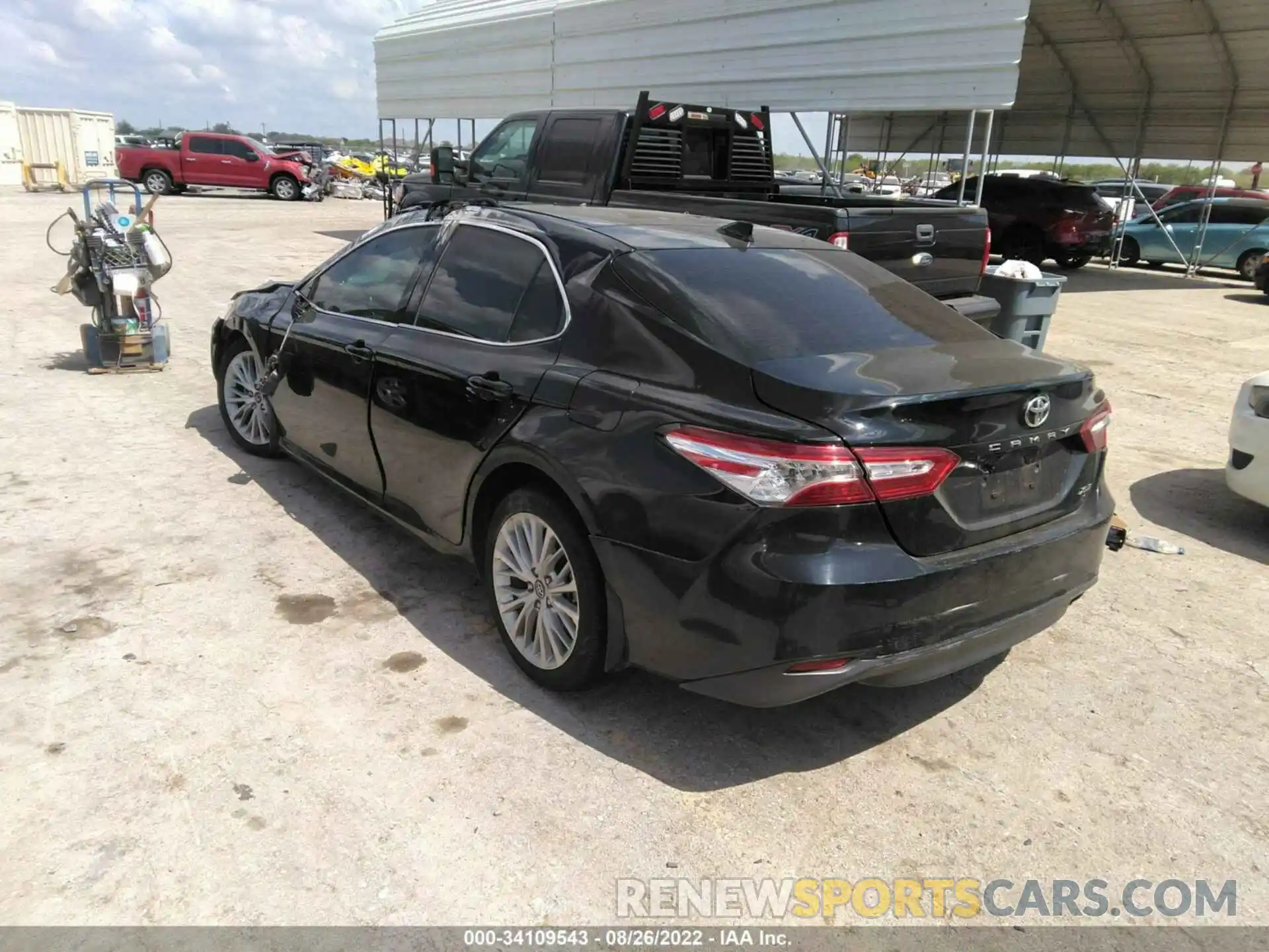 3 Photograph of a damaged car 4T1B11HKXKU826184 TOYOTA CAMRY 2019