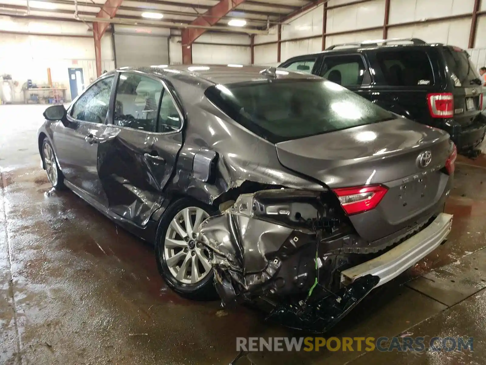 3 Photograph of a damaged car 4T1B11HKXKU827285 TOYOTA CAMRY 2019