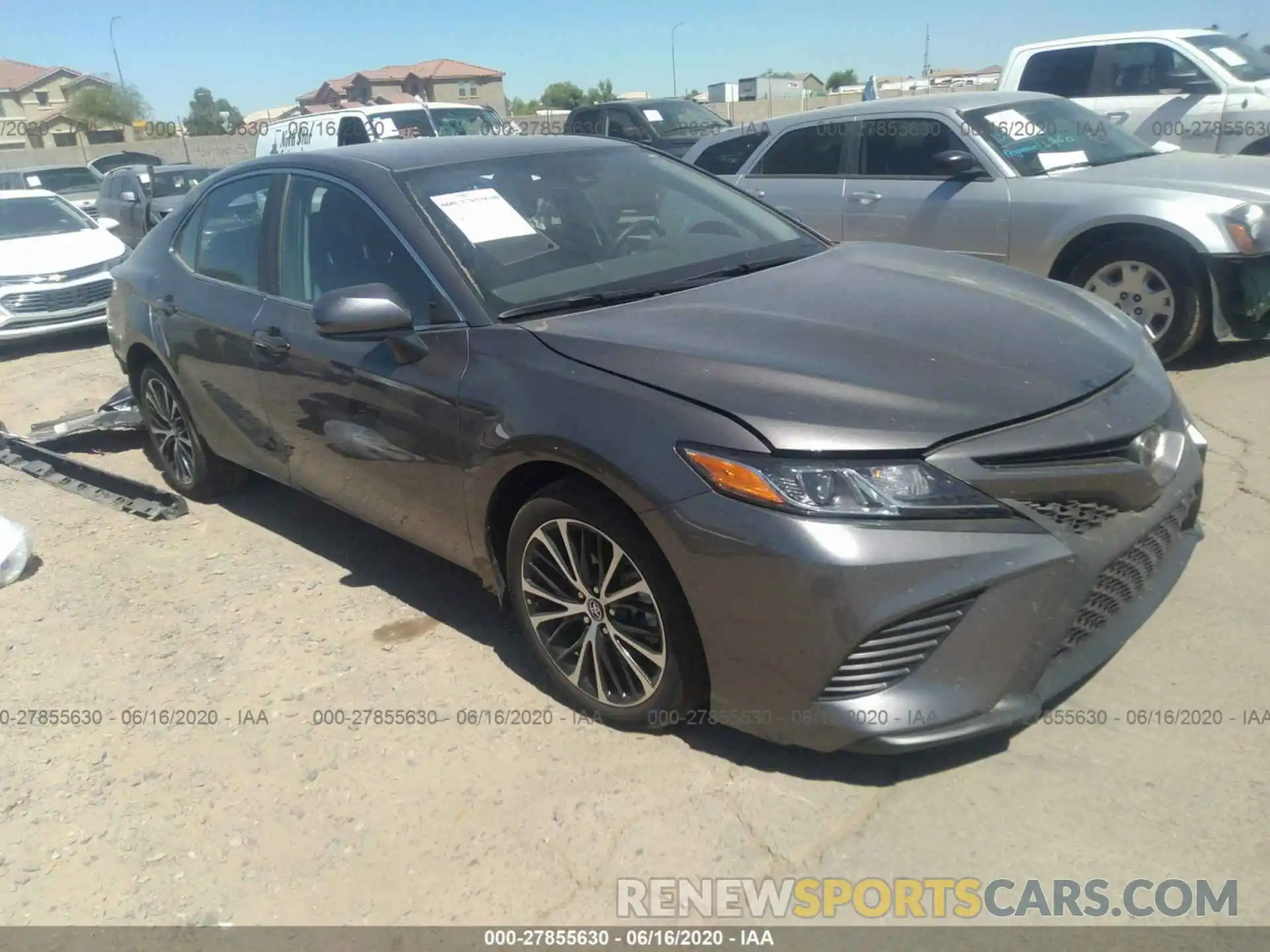 1 Photograph of a damaged car 4T1B11HKXKU828095 TOYOTA CAMRY 2019