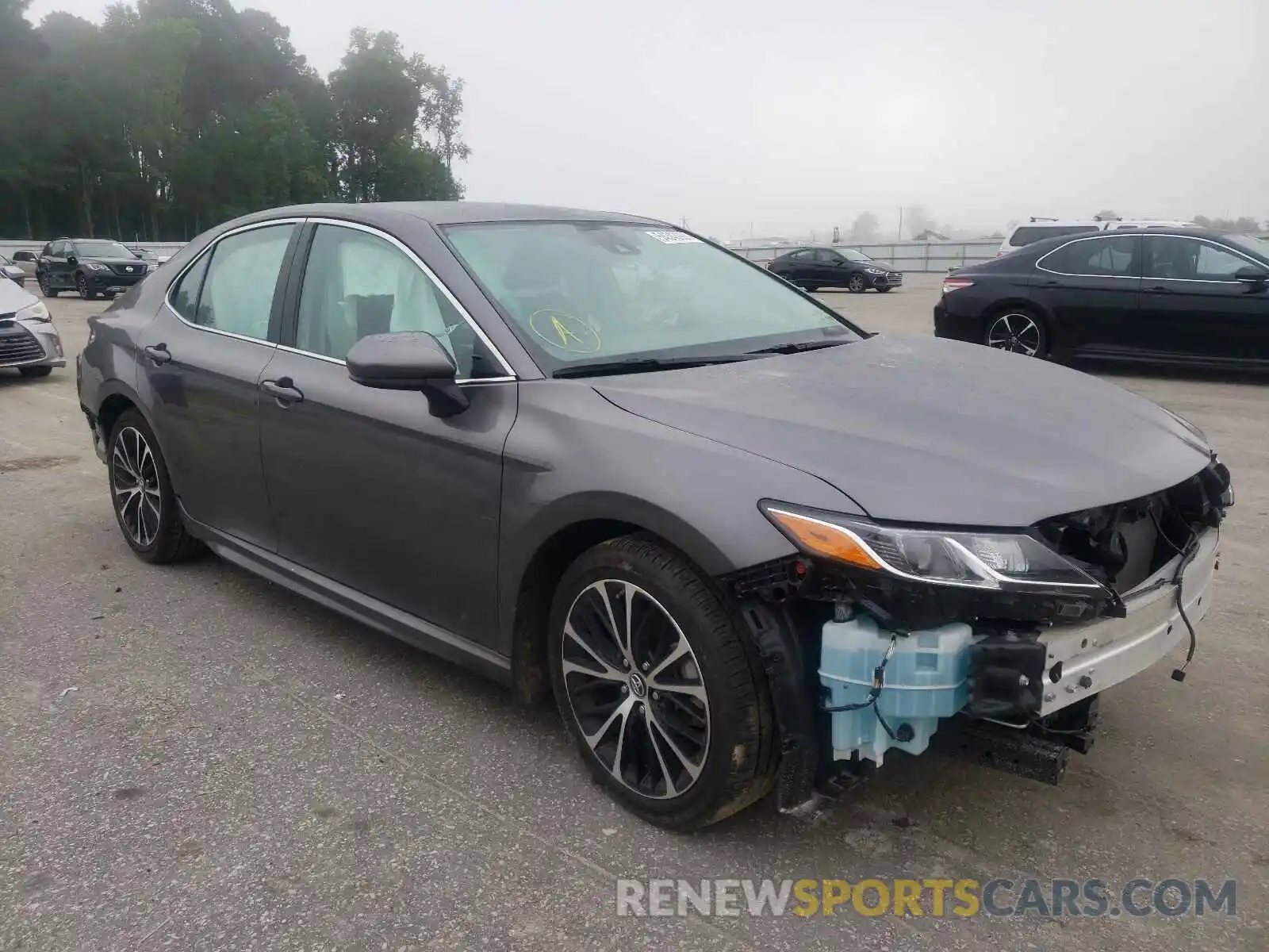 1 Photograph of a damaged car 4T1B11HKXKU828744 TOYOTA CAMRY 2019