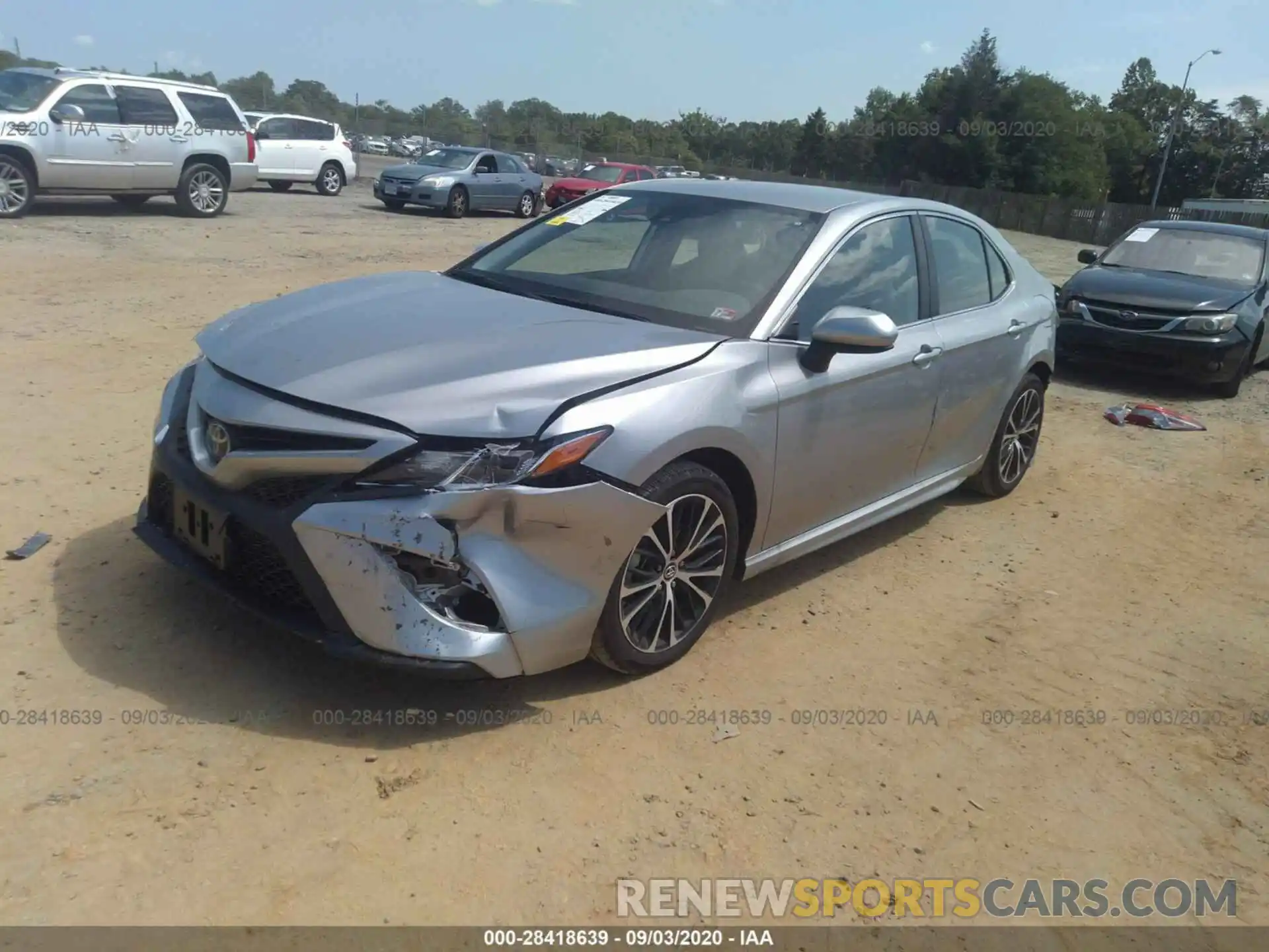 2 Photograph of a damaged car 4T1B11HKXKU829487 TOYOTA CAMRY 2019