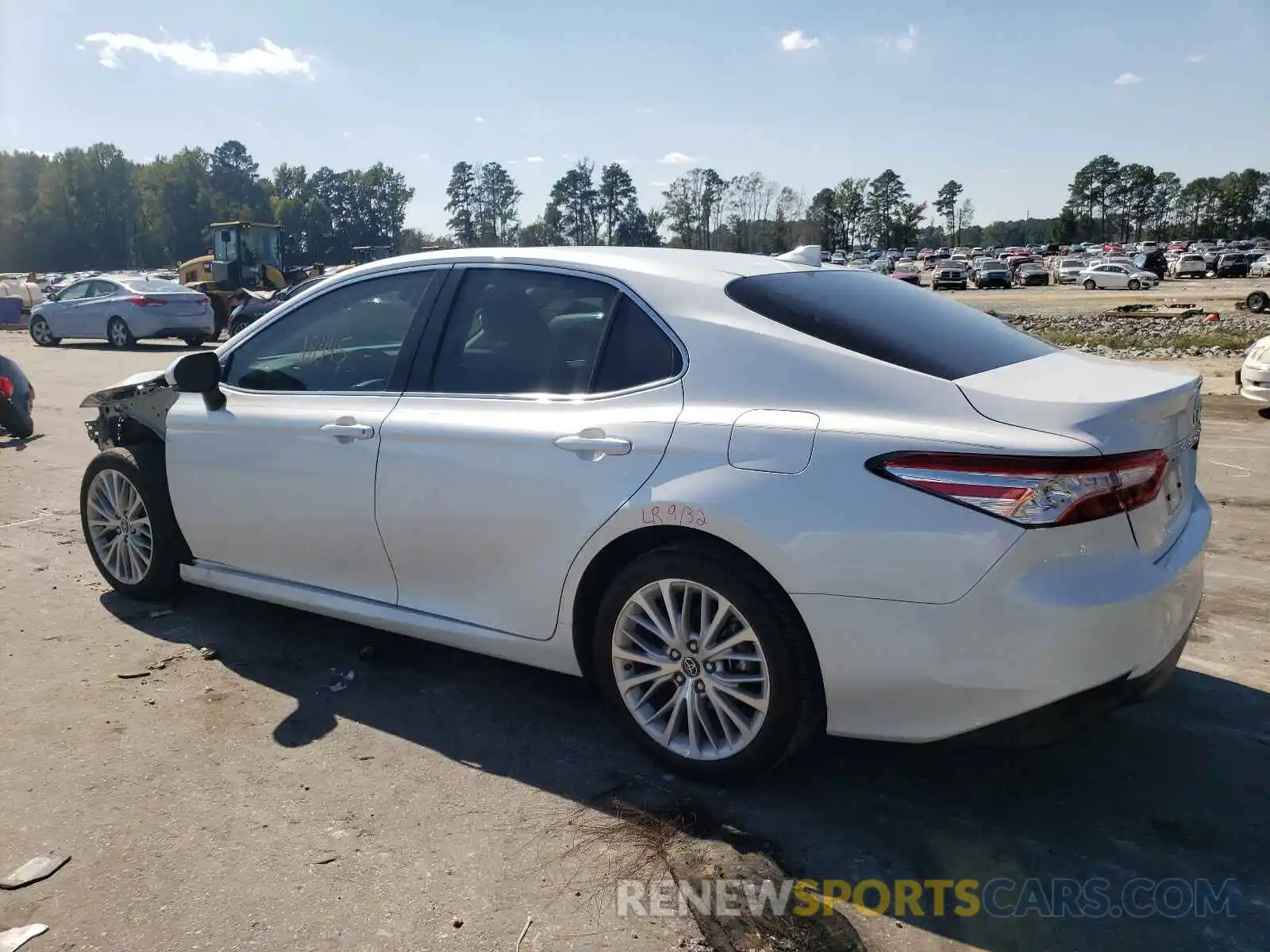 3 Photograph of a damaged car 4T1B11HKXKU831014 TOYOTA CAMRY 2019