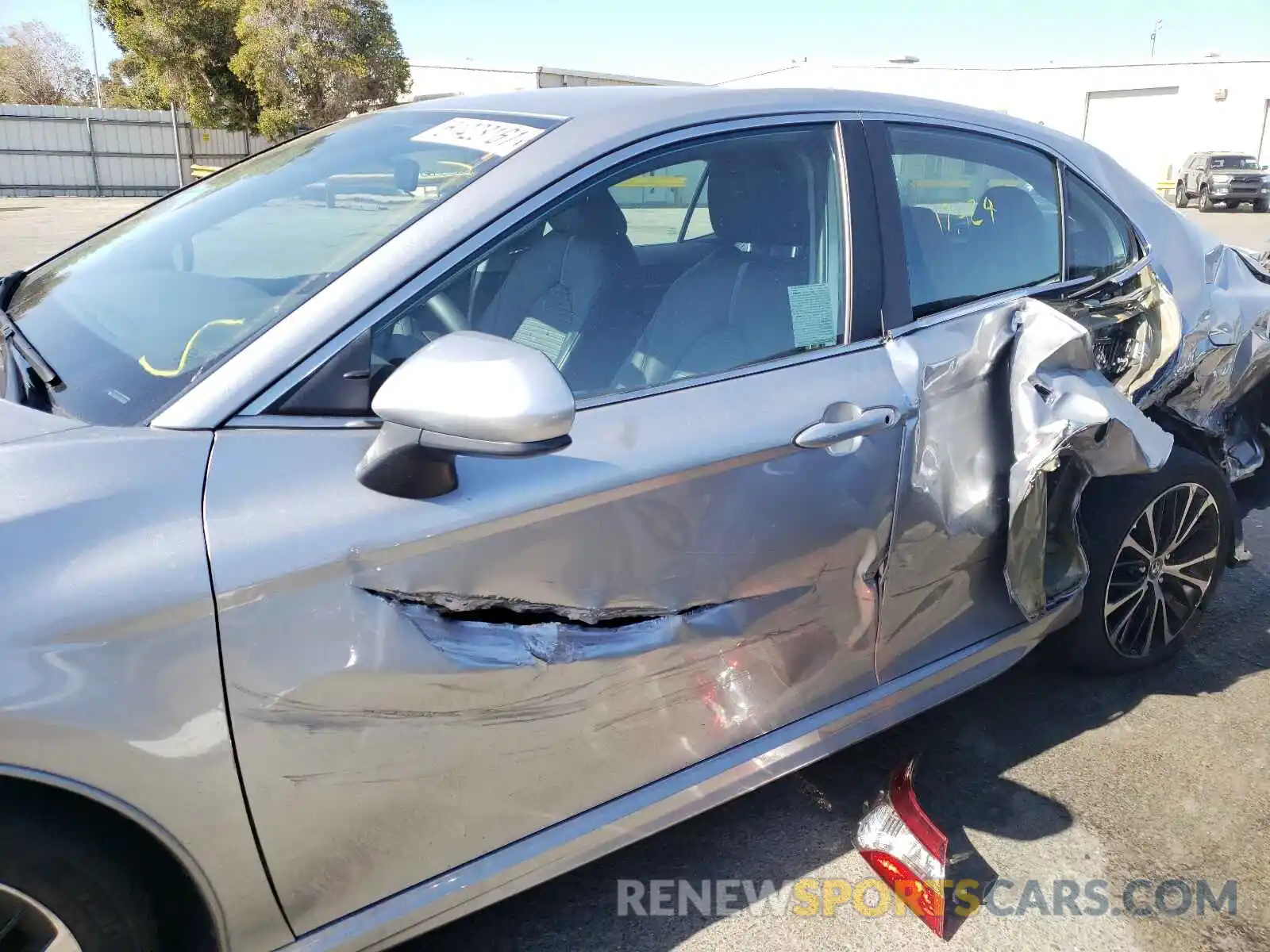 9 Photograph of a damaged car 4T1B11HKXKU831806 TOYOTA CAMRY 2019