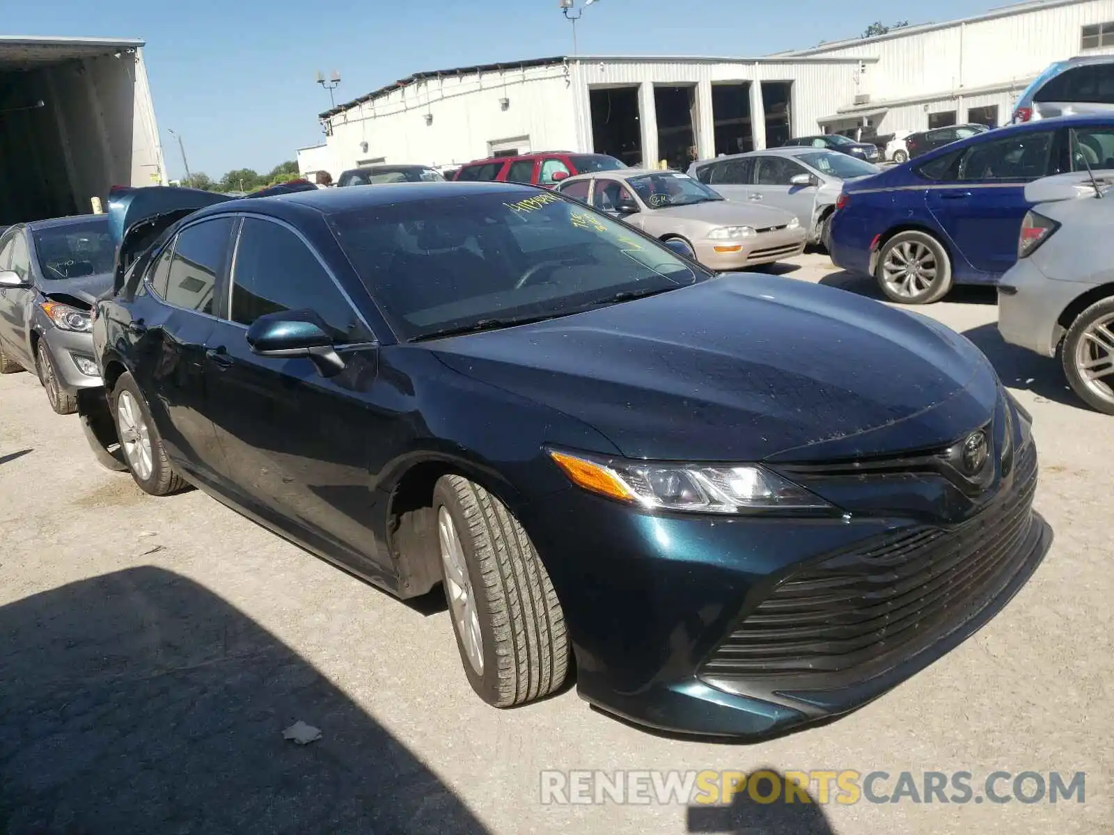 1 Photograph of a damaged car 4T1B11HKXKU832616 TOYOTA CAMRY 2019