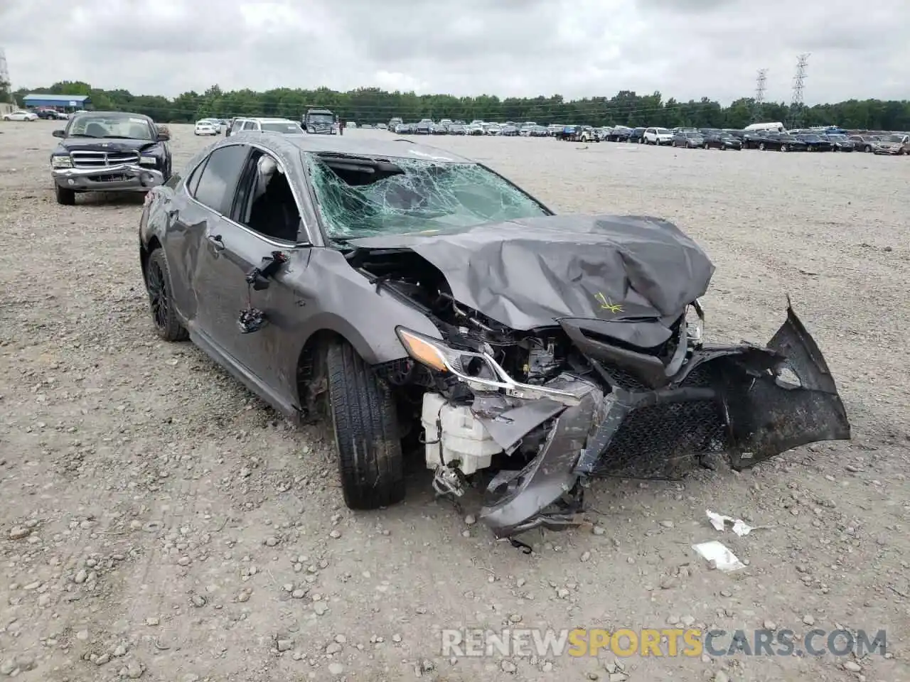 1 Photograph of a damaged car 4T1B11HKXKU833362 TOYOTA CAMRY 2019