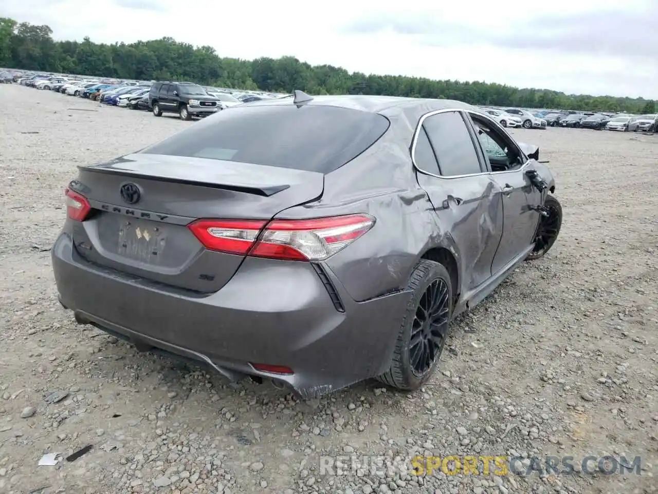 4 Photograph of a damaged car 4T1B11HKXKU833362 TOYOTA CAMRY 2019