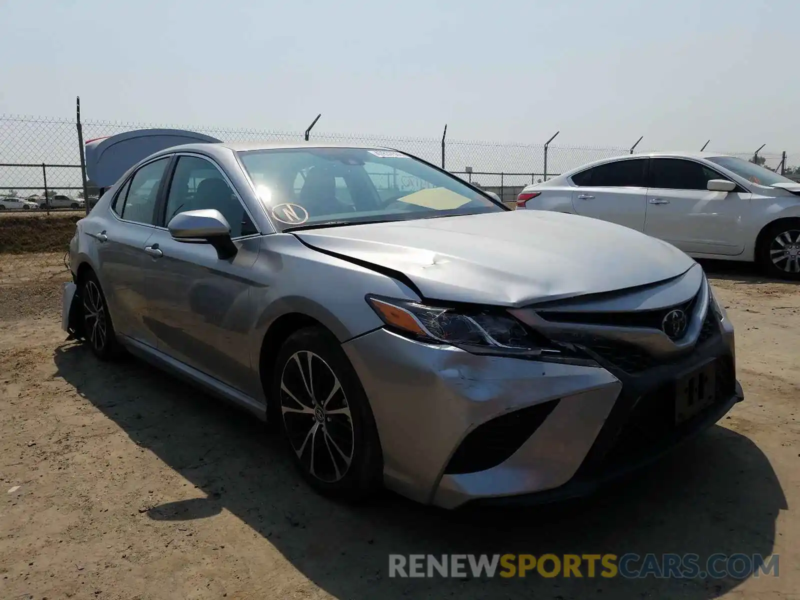 1 Photograph of a damaged car 4T1B11HKXKU834687 TOYOTA CAMRY 2019