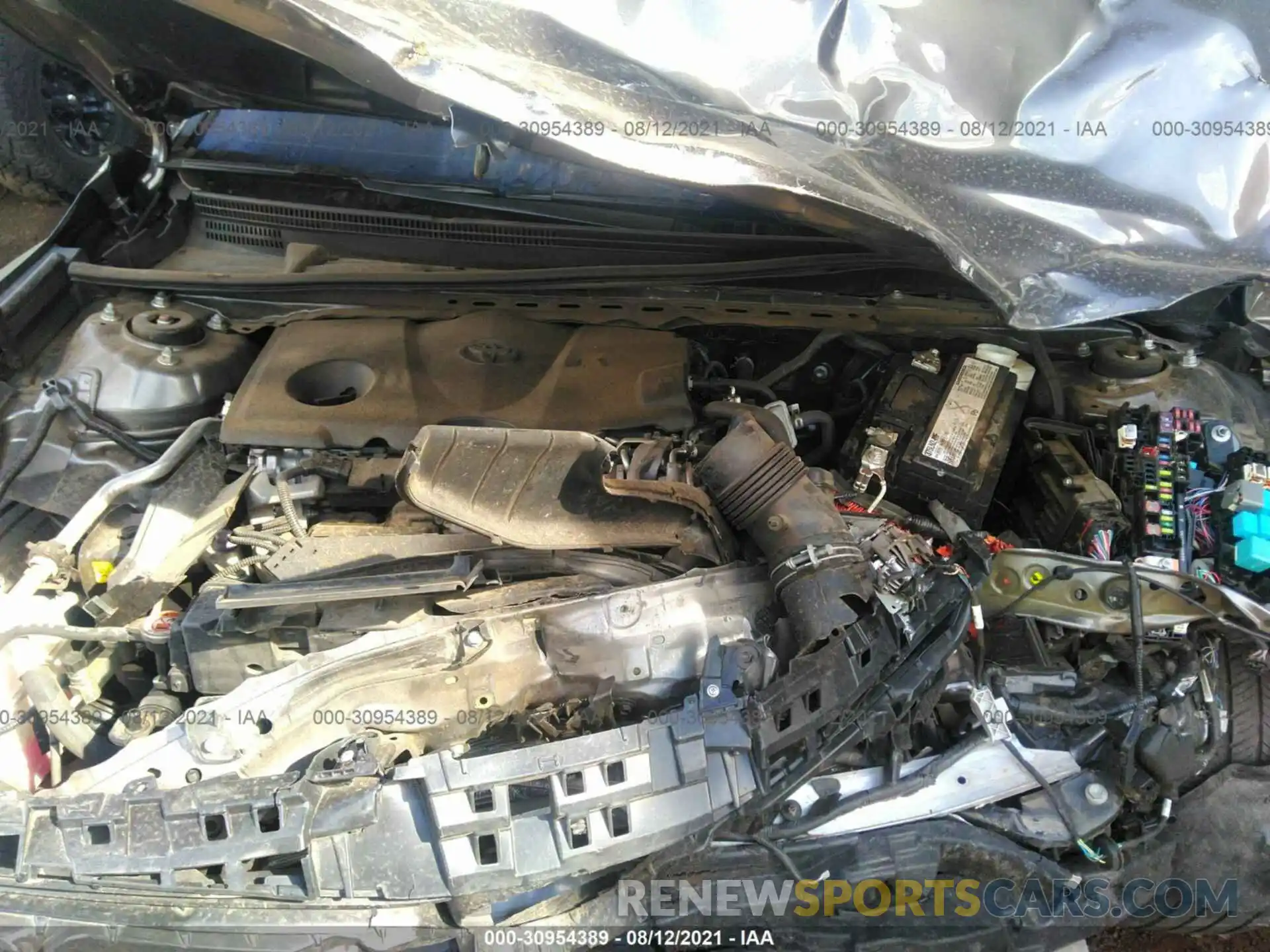 10 Photograph of a damaged car 4T1B11HKXKU836651 TOYOTA CAMRY 2019