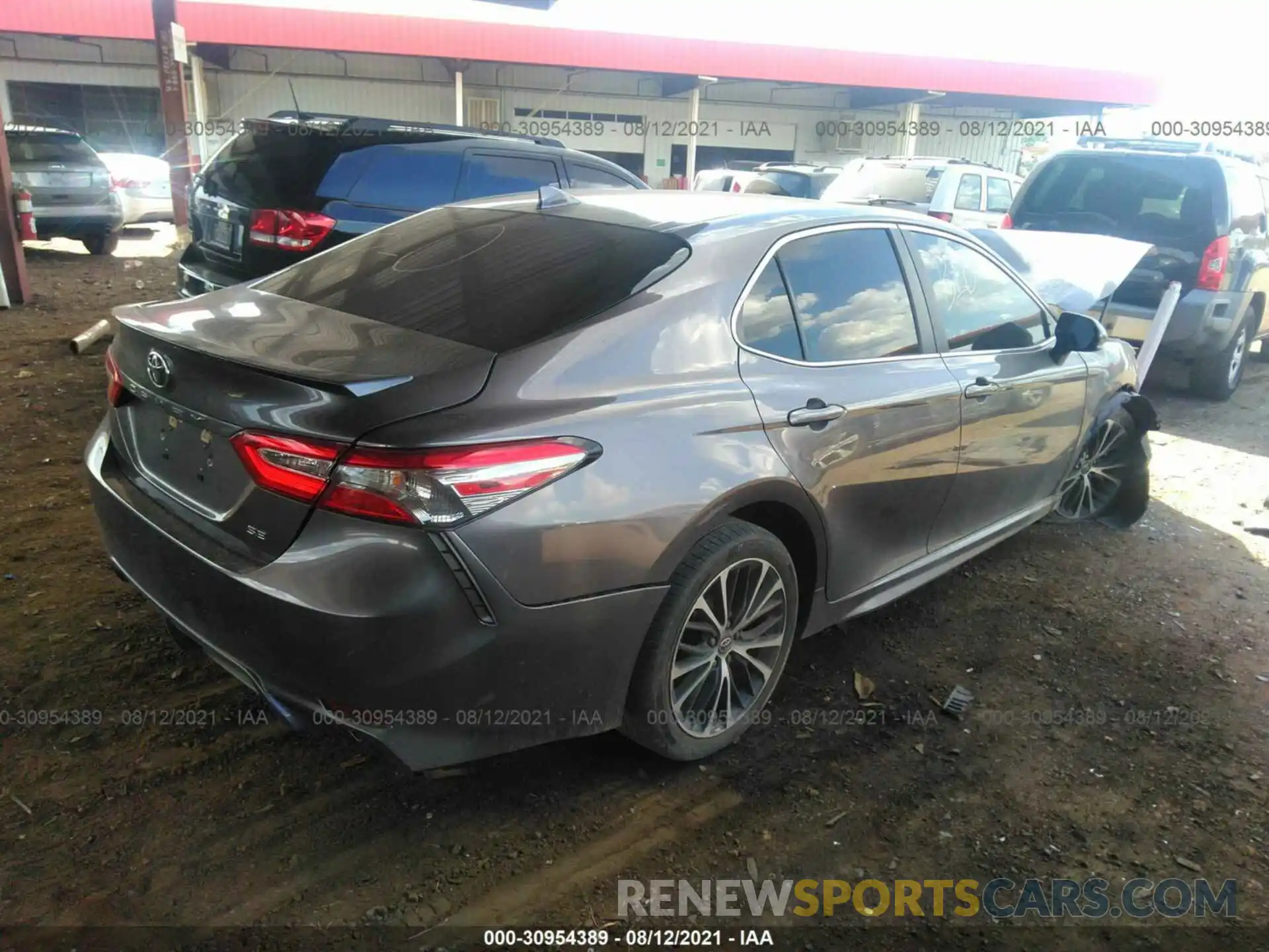 4 Фотография поврежденного автомобиля 4T1B11HKXKU836651 TOYOTA CAMRY 2019