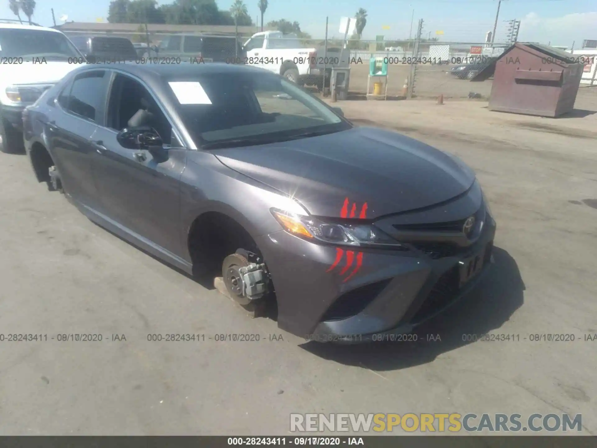 11 Photograph of a damaged car 4T1B11HKXKU838822 TOYOTA CAMRY 2019