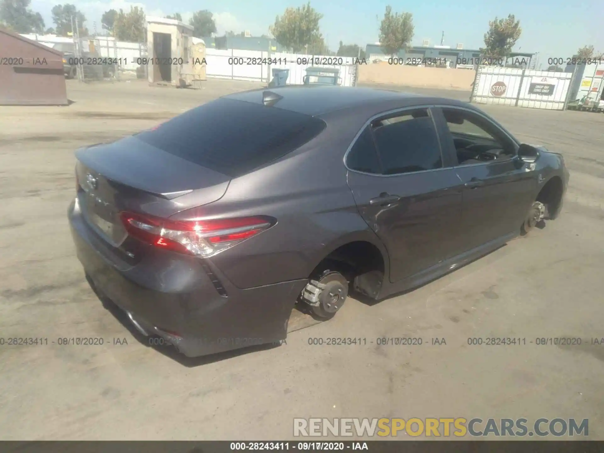 14 Фотография поврежденного автомобиля 4T1B11HKXKU838822 TOYOTA CAMRY 2019