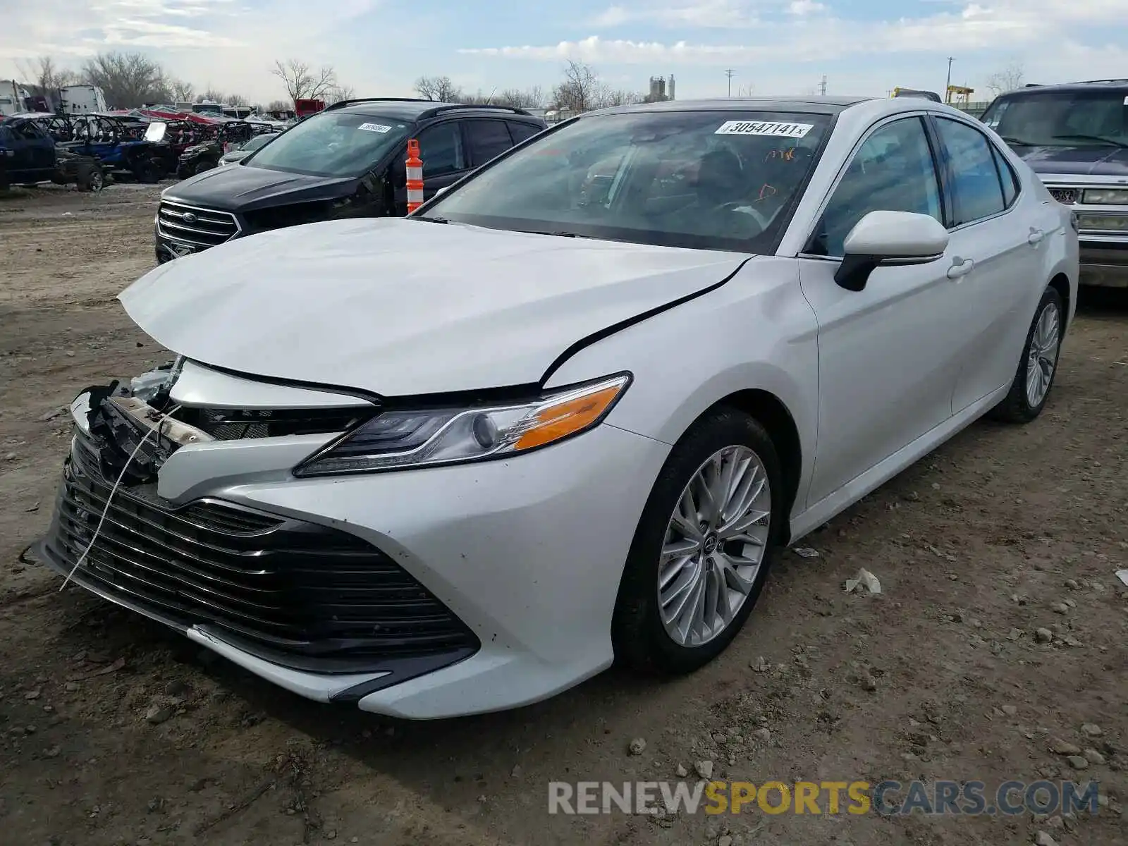 2 Photograph of a damaged car 4T1B11HKXKU838903 TOYOTA CAMRY 2019