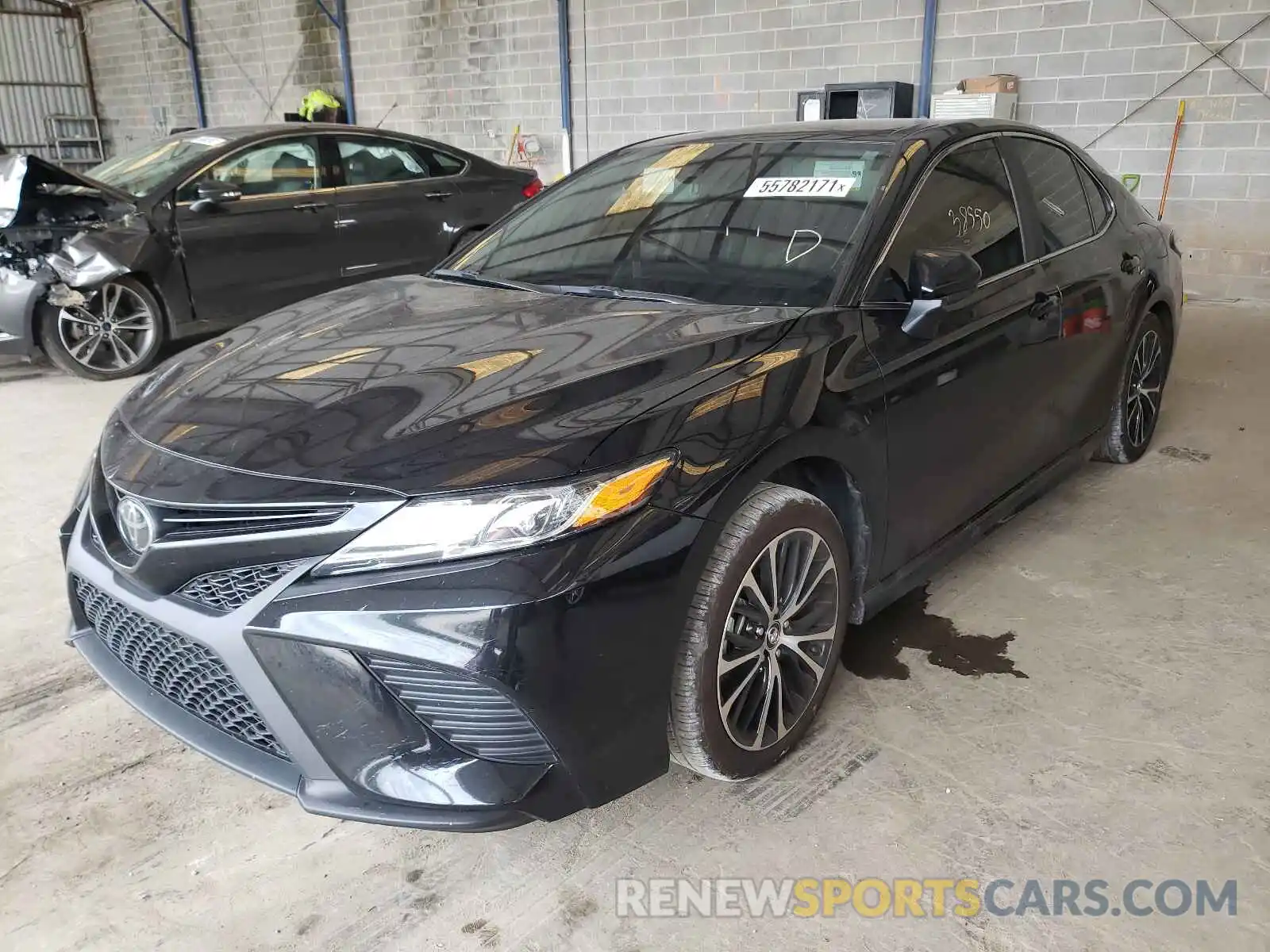 2 Photograph of a damaged car 4T1B11HKXKU839842 TOYOTA CAMRY 2019